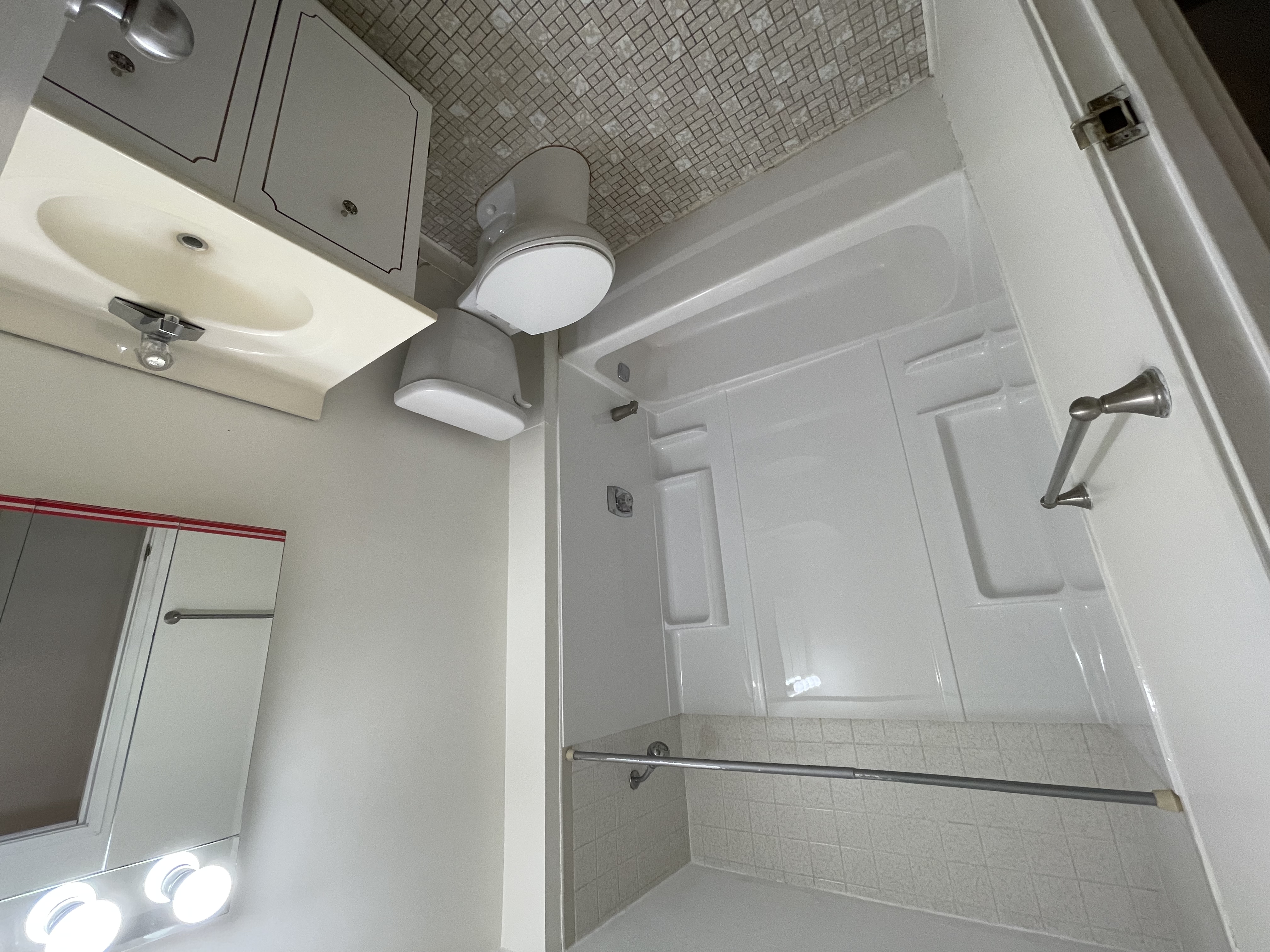 1 bed, 1 bath apartment for rent at 100 Fellsview Ter Unit 107, Stoneham — photo 15 of 16