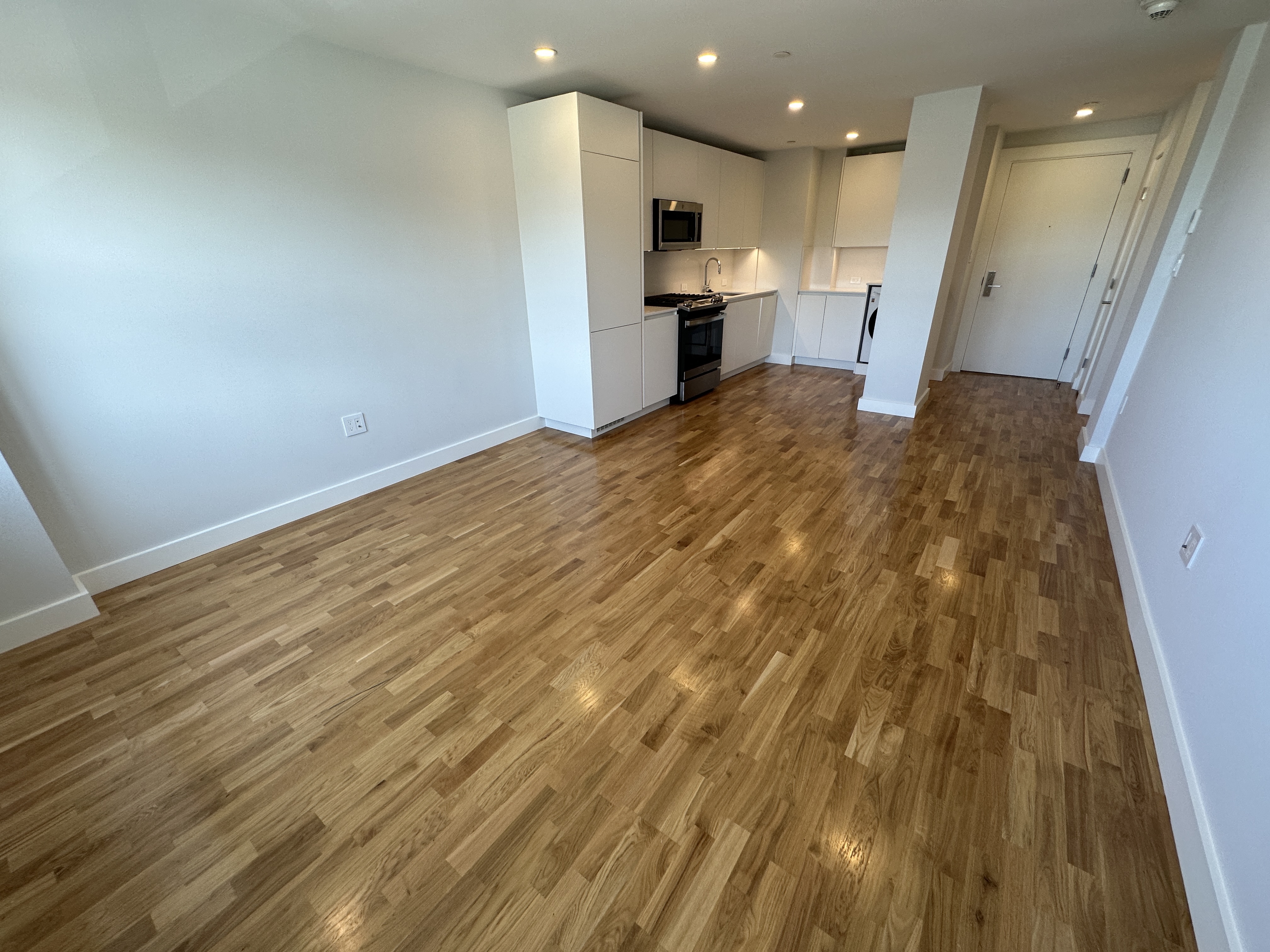 1 bed, 1 bath apartment for rent at 1410 Columbia Rd Unit 8A-CF, South Boston — photo 2 of 37