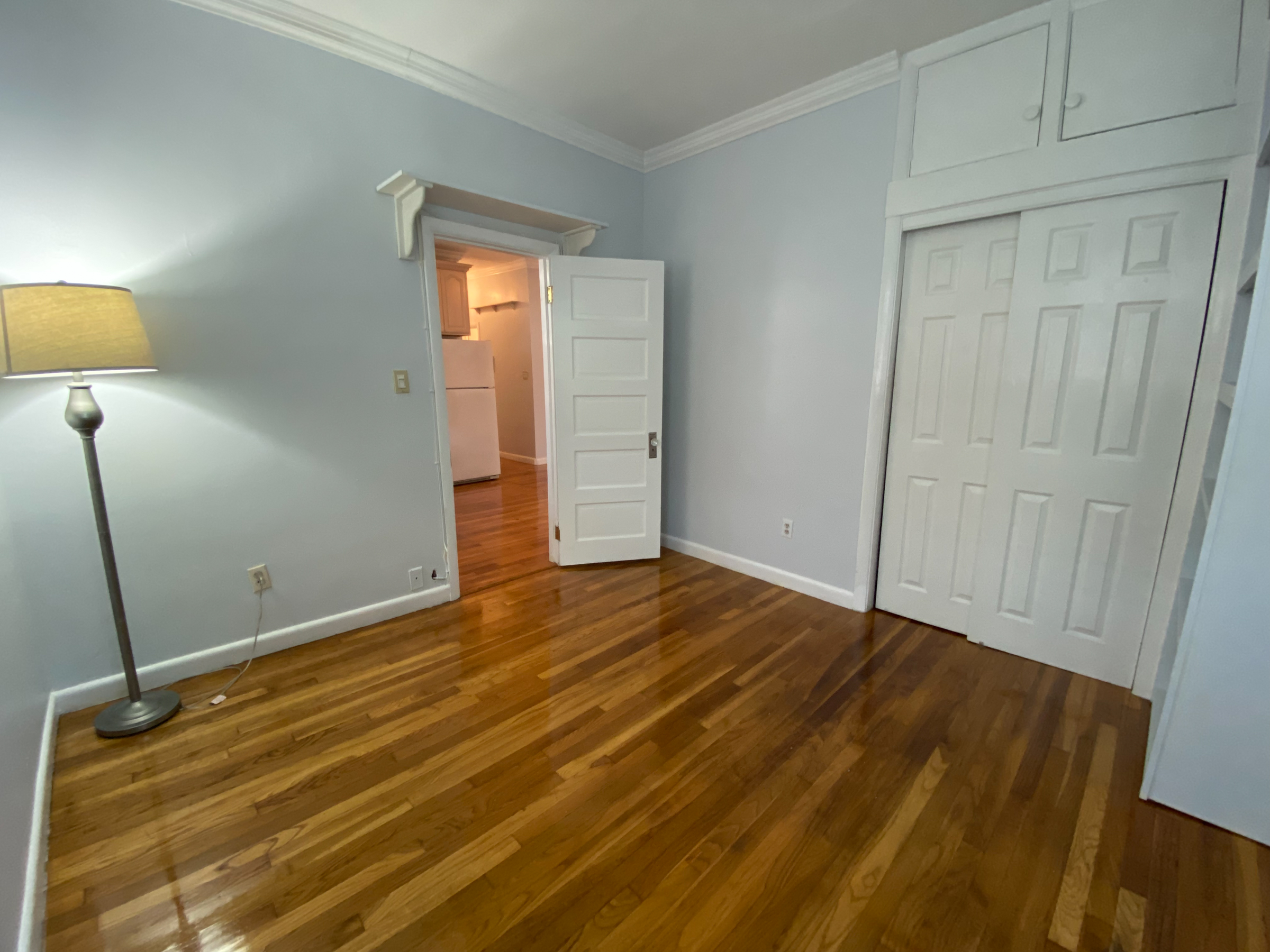 2 bed, 1 bath apartment for rent at 78 Phillips St Unit 6, Beacon Hill — photo 5 of 8