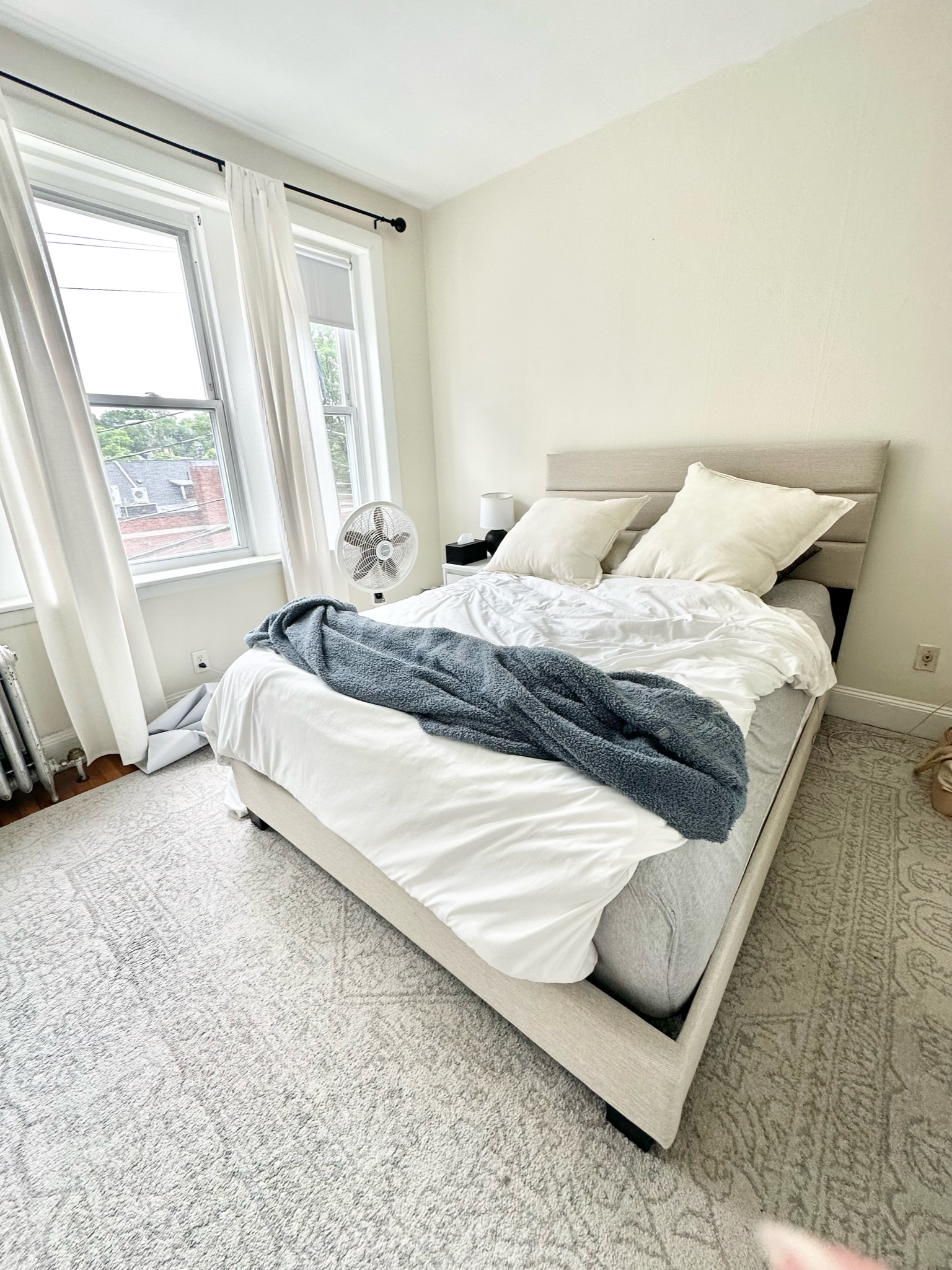 2 bed, 1 bath apartment for rent at 32 Lancaster Terr Unit 208, Coolidge Corner — photo 4 of 7