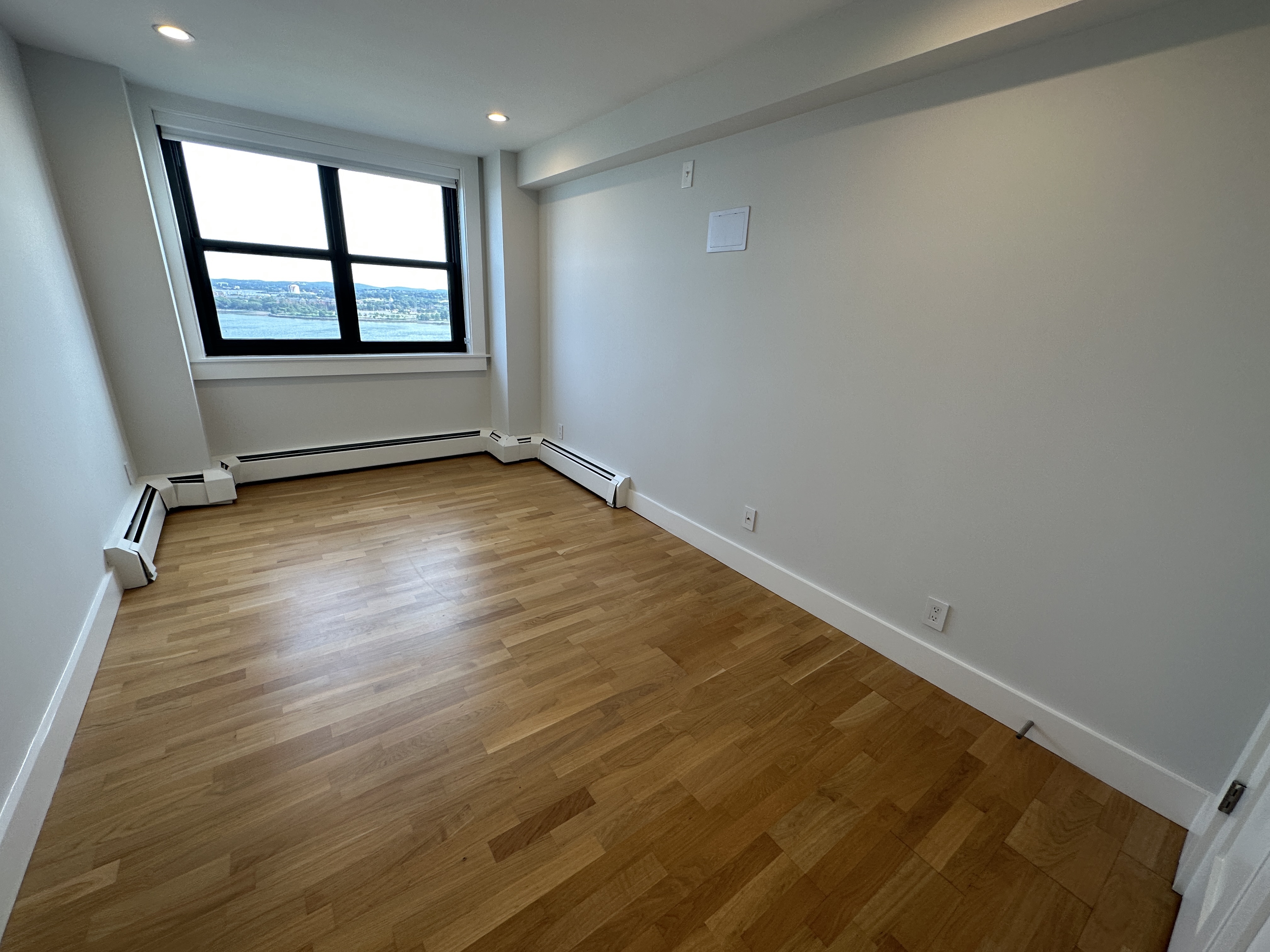 2 bed, 1 bath apartment for rent at 1410 Columbia Rd Unit 04C, South Boston — photo 7 of 39
