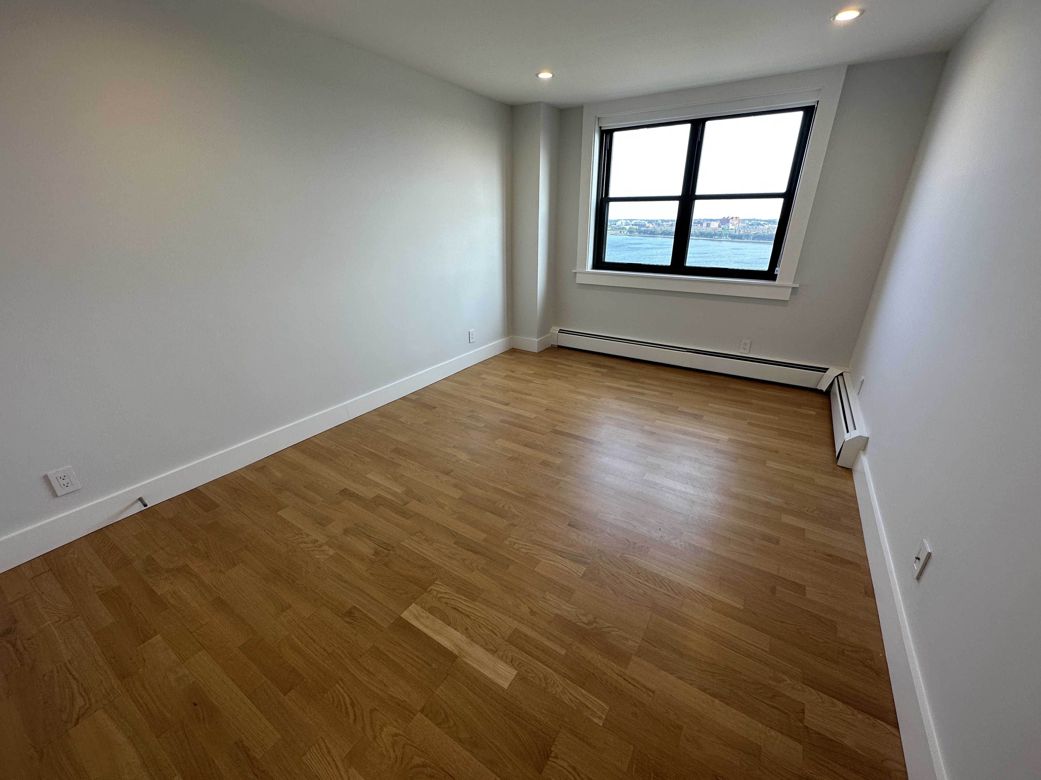 2 bed, 1 bath apartment for rent at 1410 Columbia Rd Unit 04C, South Boston — photo 11 of 39