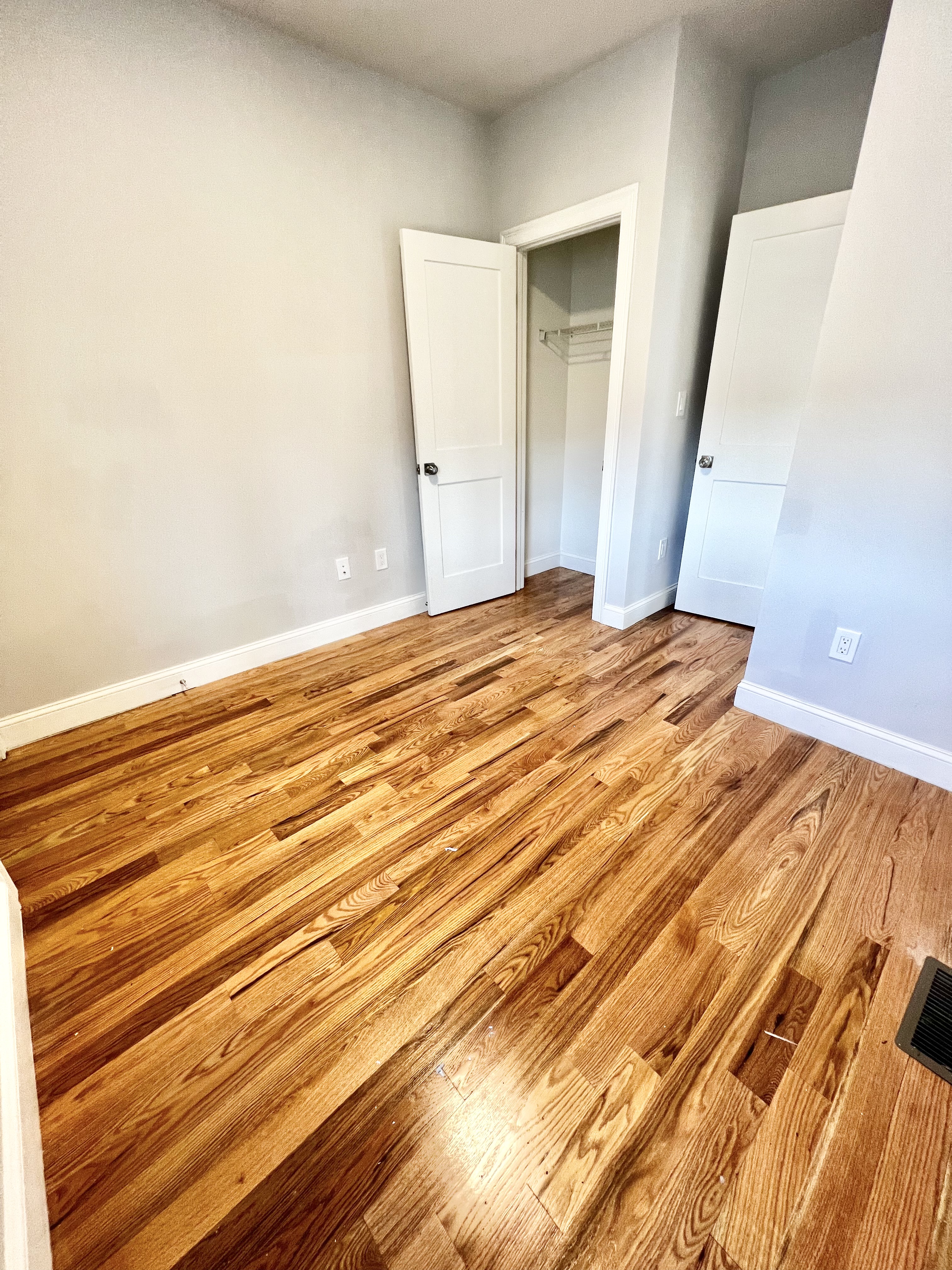 3 bed, 1 bath apartment for rent at 149 Crescent St Unit 3, Waltham — photo 6 of 9