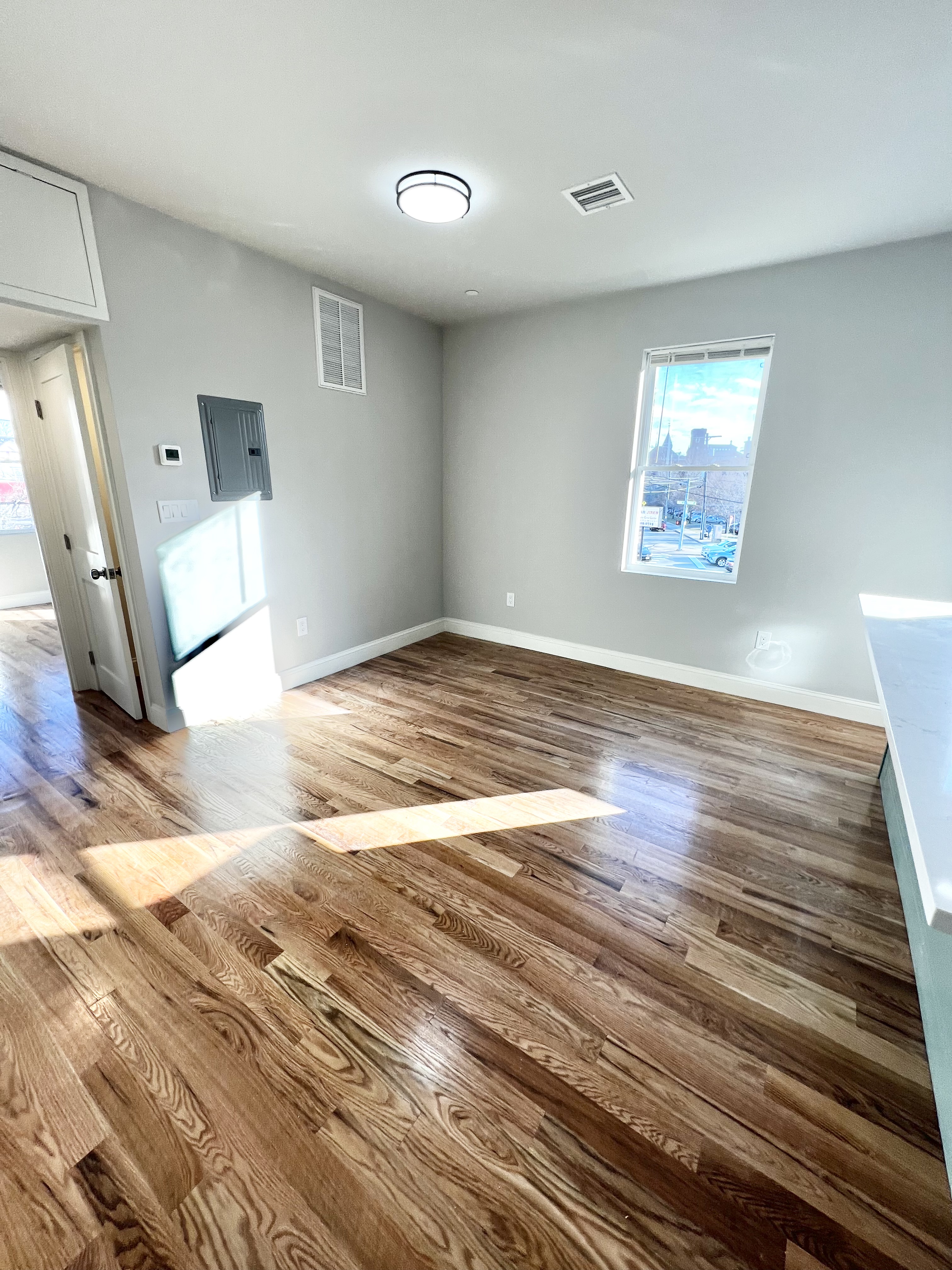 2 bed, 1.5 bath apartment for rent at 149 Crescent St Unit 5, Waltham — photo 4 of 21