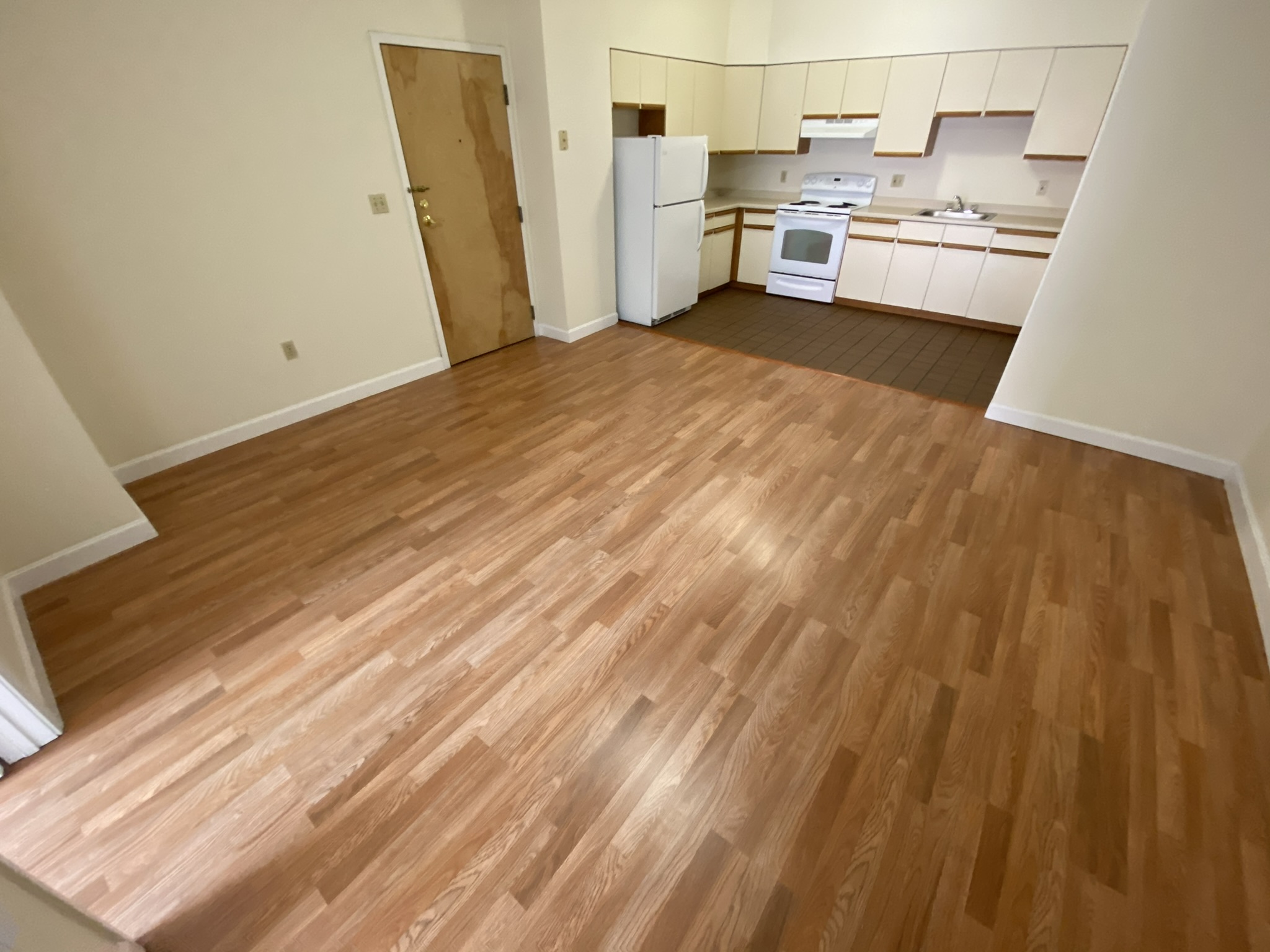 81 Essex St, Chinatown