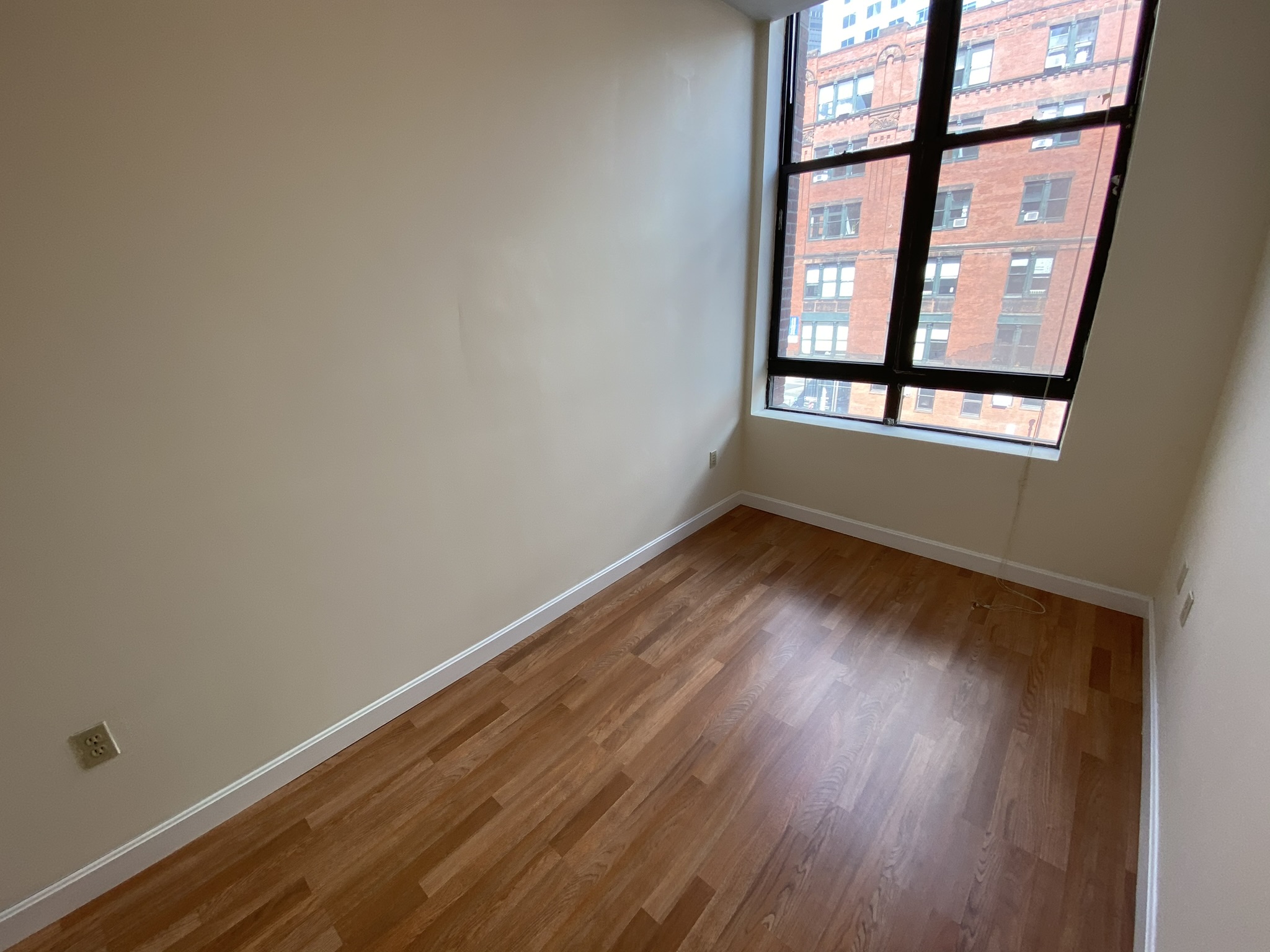 81 Essex St, Chinatown