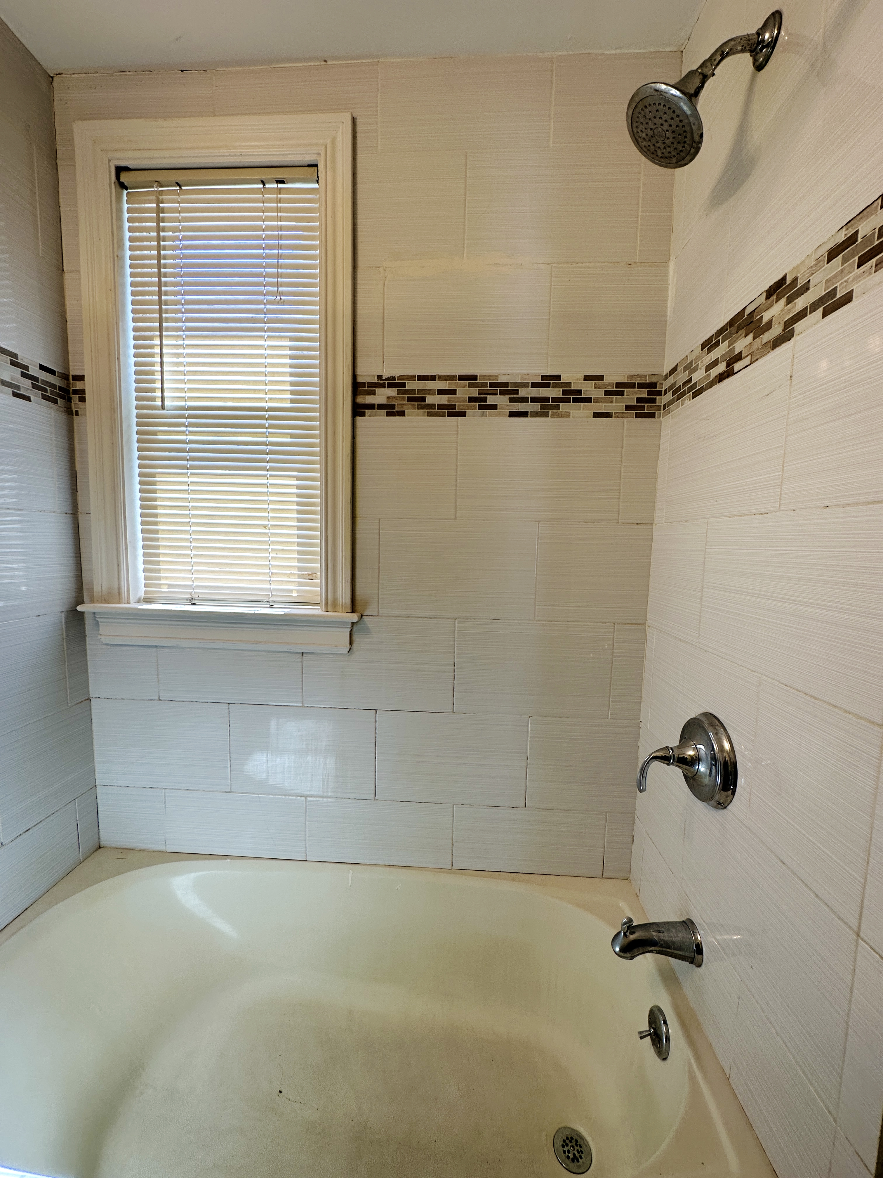 2 bed, 1 bath apartment for rent at 38 Green St Unit 1, Malden — photo 5 of 9
