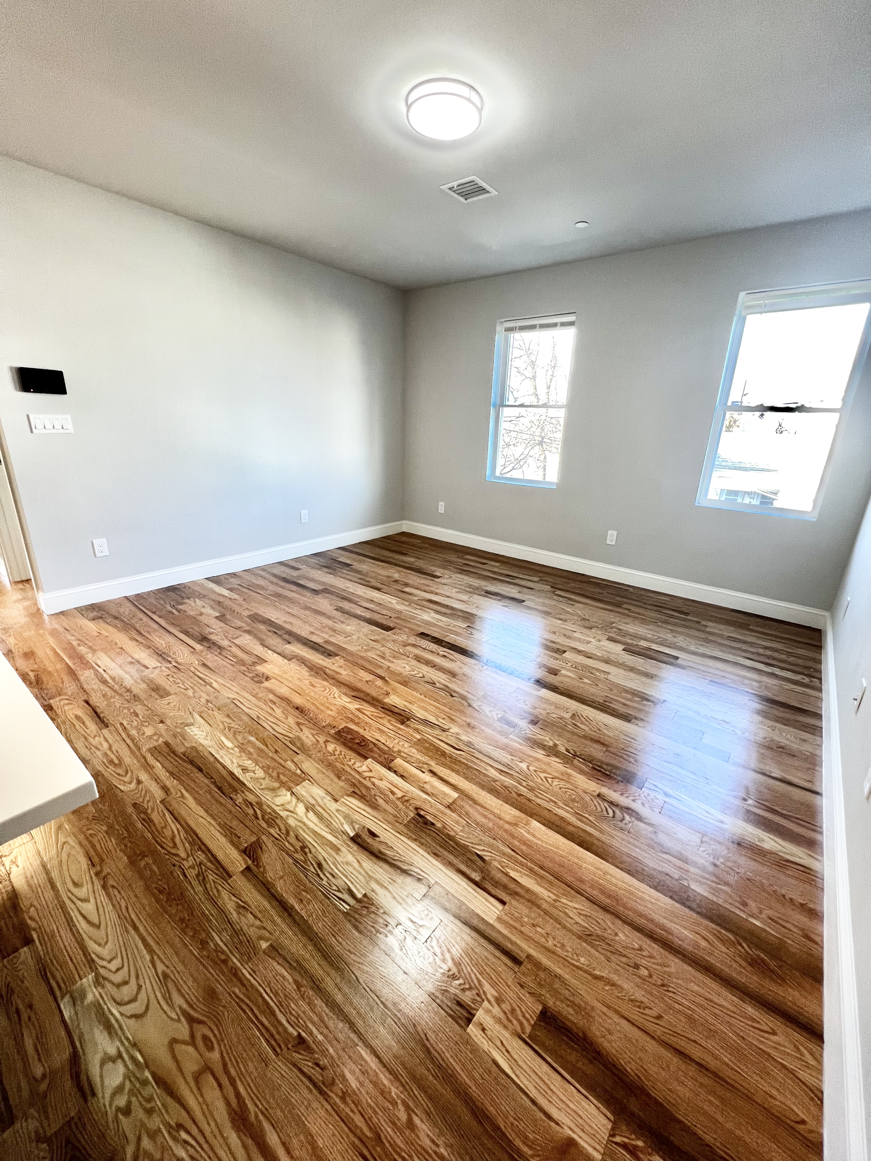 2 bed, 1 bath apartment for rent at 149 Crescent St Unit 7, Lakeview — photo 4 of 10