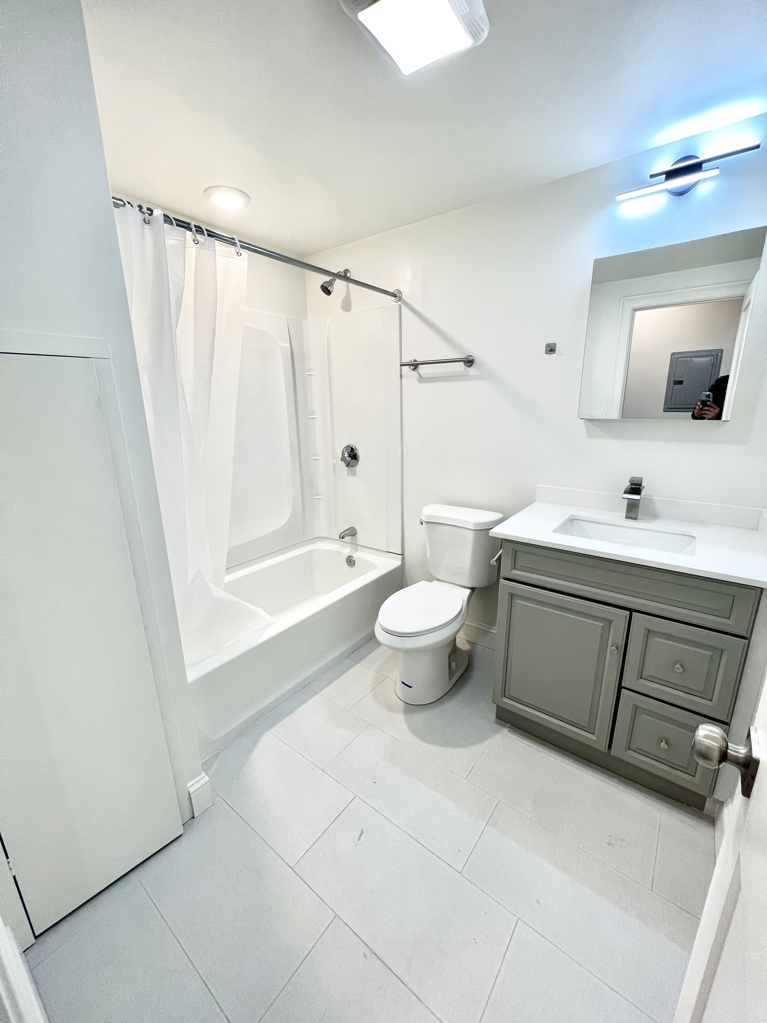 2 bed, 1 bath apartment for rent at 149 Crescent St Unit 7, Lakeview — photo 10 of 10