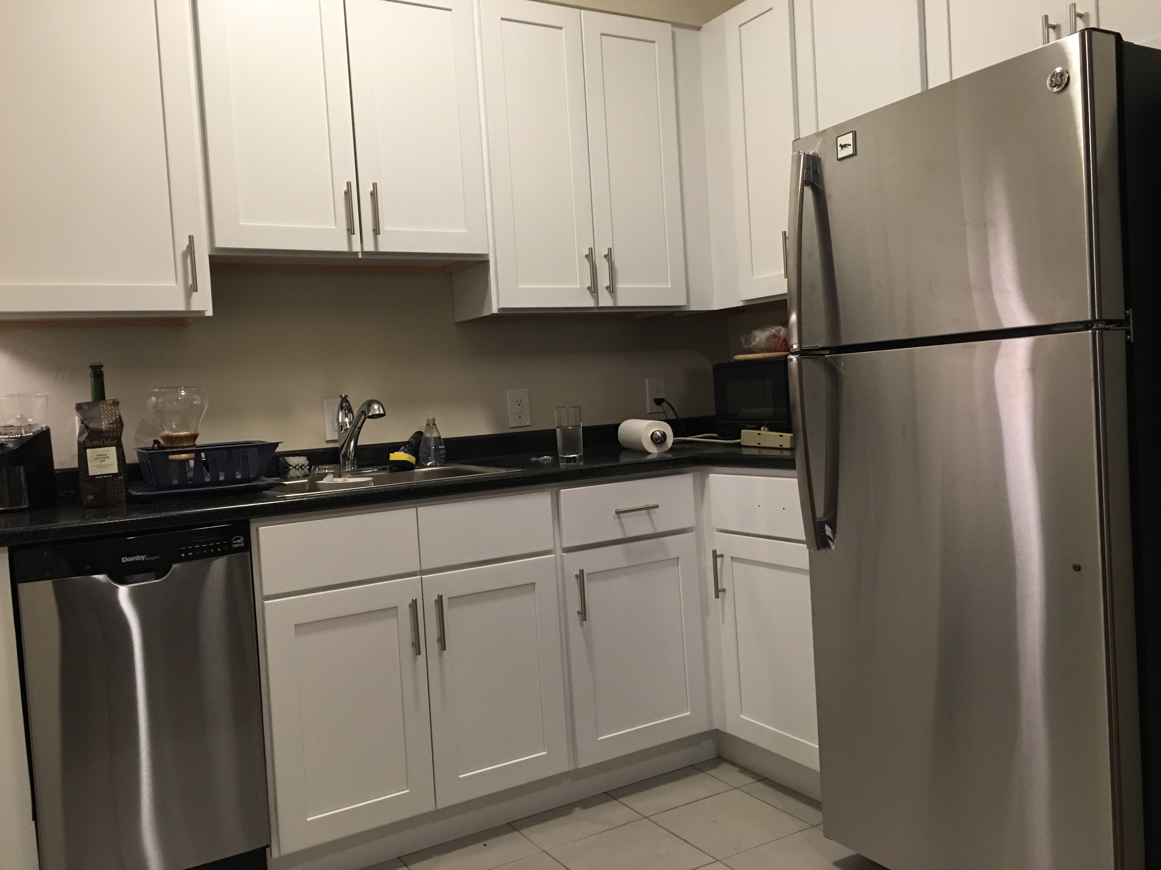 1 bed, 1 bath apartment for rent at 181 Winthrop Rd Unit 1, Washington Square — photo 3 of 14