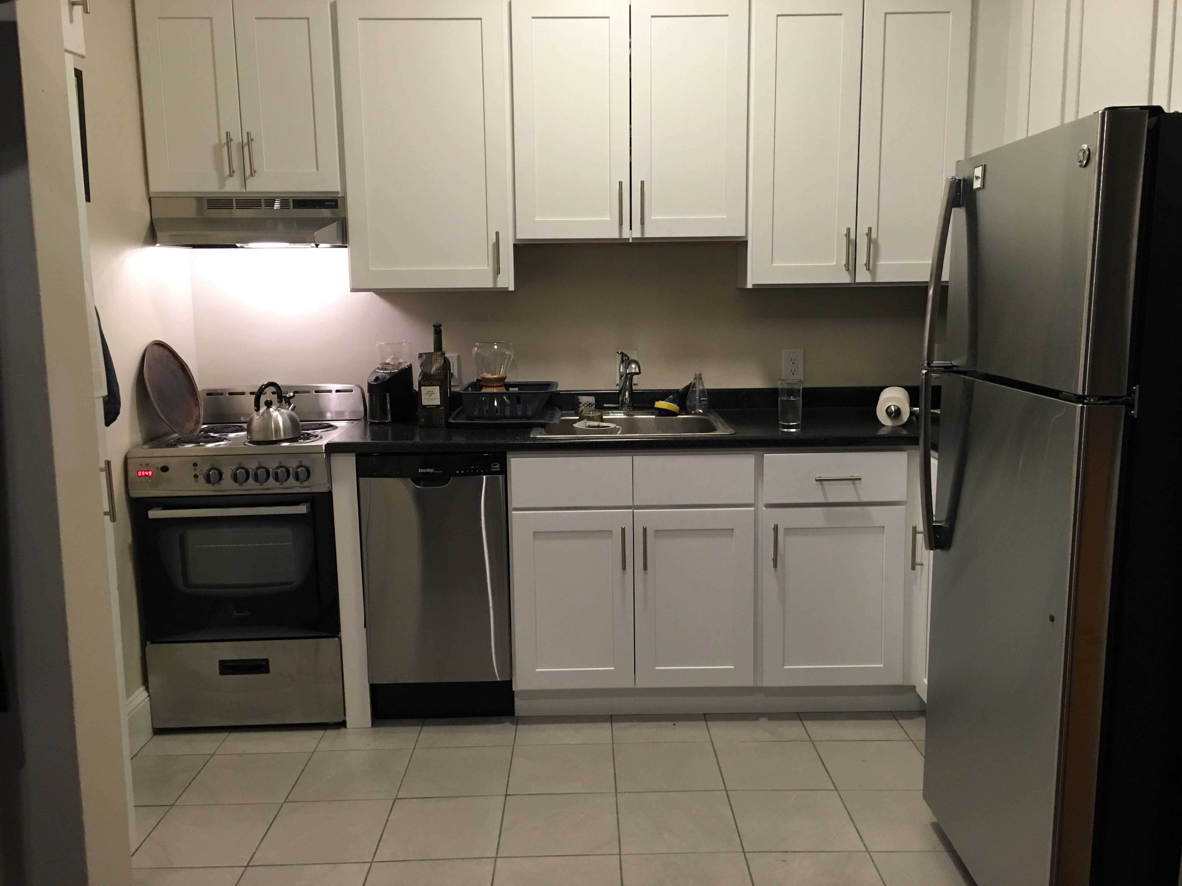 1 bed, 1 bath apartment for rent at 181 Winthrop Rd Unit 1, Washington Square — photo 4 of 14