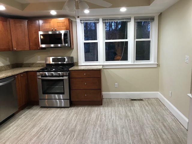2 bed, 1 bath apartment for rent at 34 Shore Ave Unit 0, Salem — photo 3 of 17