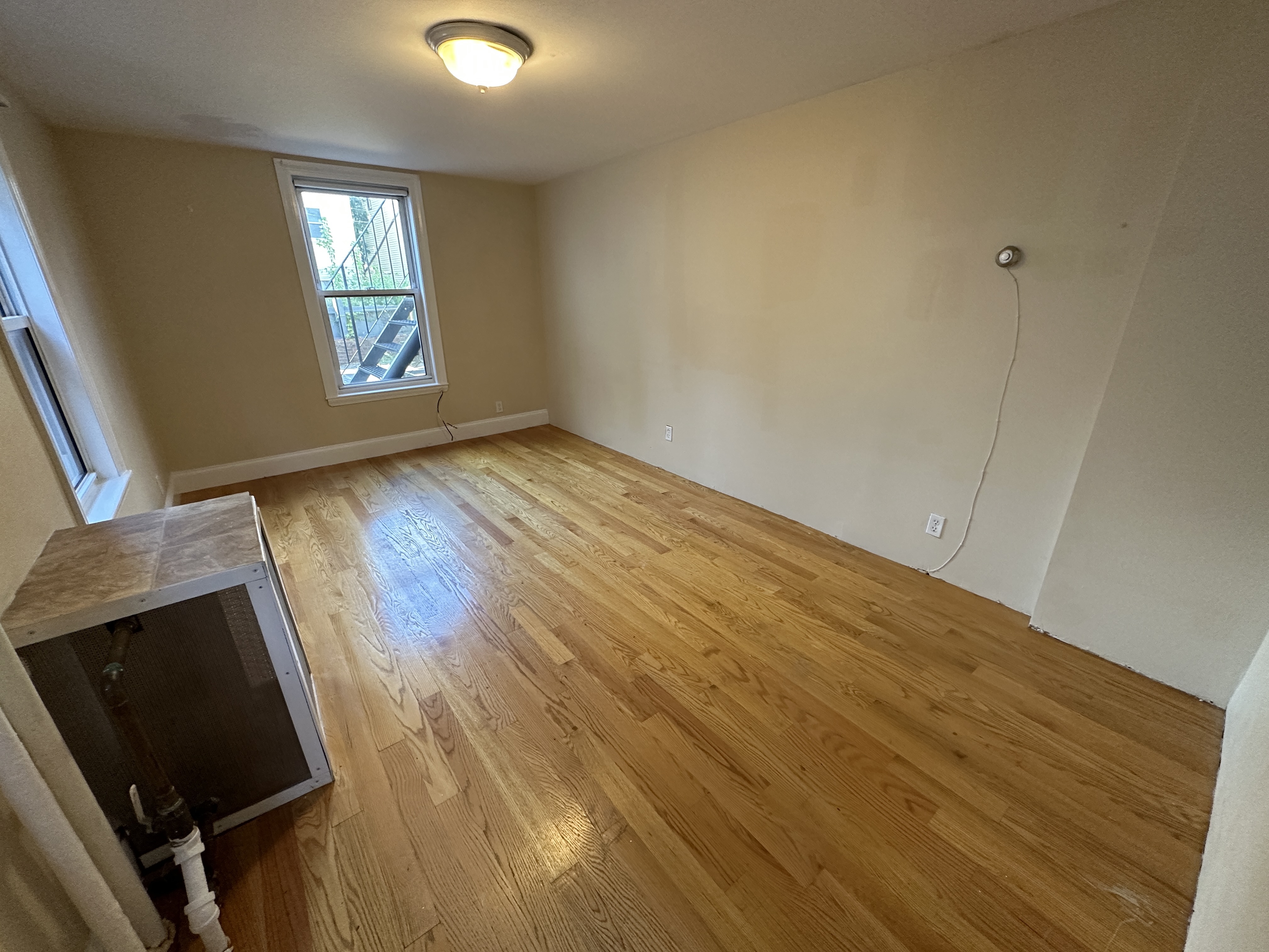 Studio bed, 1 bath apartment for rent at 381 Dorchester St Unit 1B, South Boston — photo 5 of 11