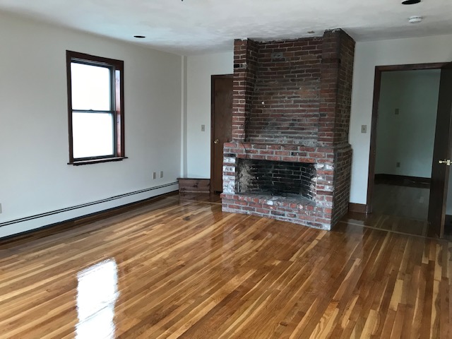 3 bed, 1 bath apartment for rent at 17 Bryant St Unit 2, Salem — photo 7 of 13