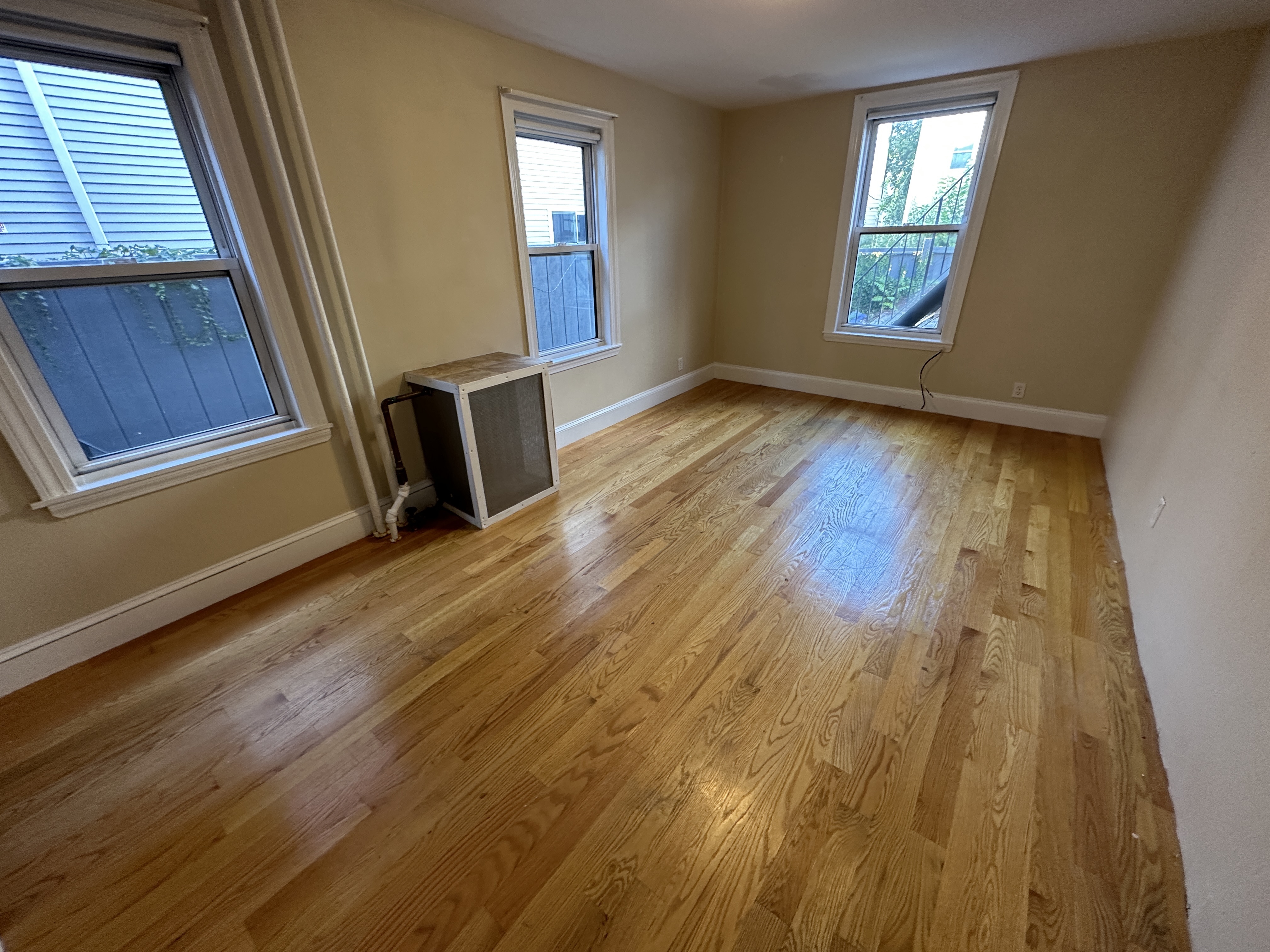 Studio bed, 1 bath apartment for rent at 381 Dorchester St Unit 1B, South Boston — photo 8 of 11