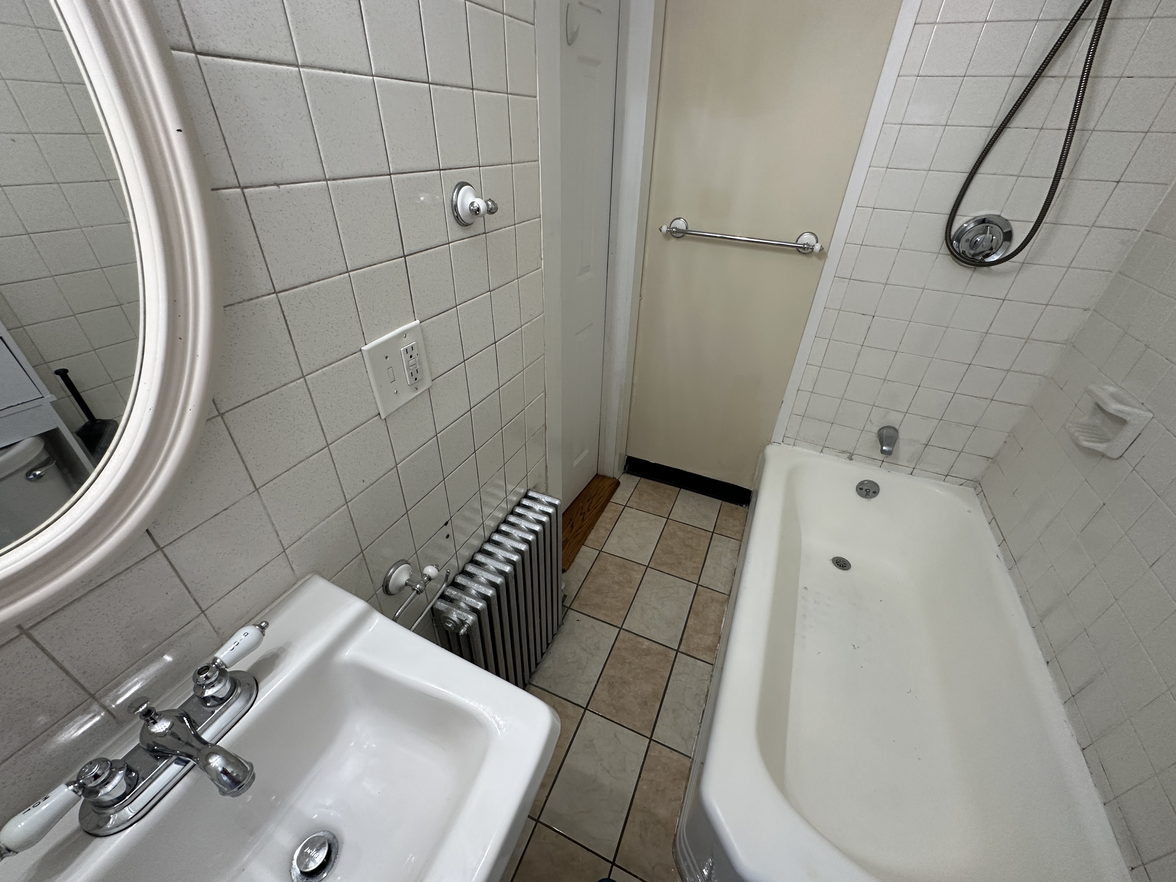 Studio bed, 1 bath apartment for rent at 381 Dorchester St Unit 1B, South Boston — photo 10 of 11