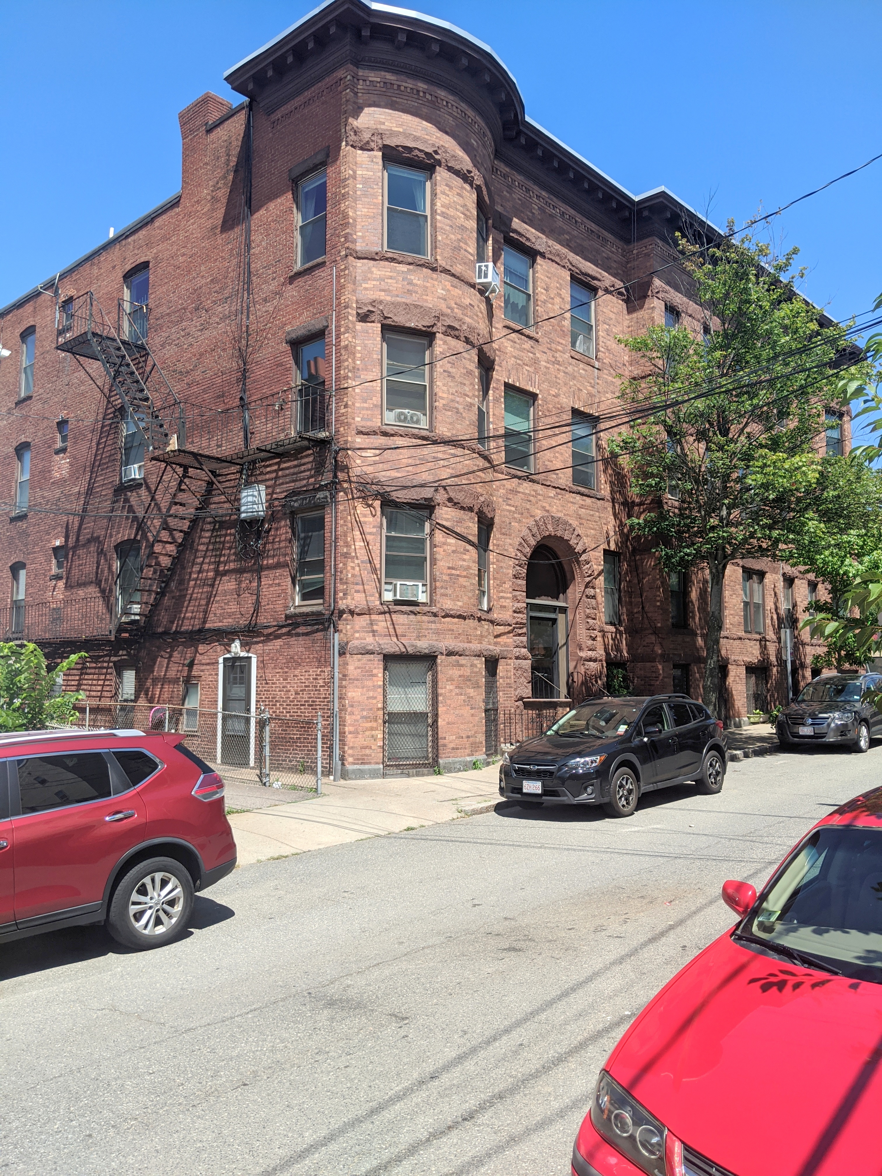 Studio bed, 1 bath apartment for rent at 64 Vinal Ave Unit 8, Union Square — photo 10 of 10