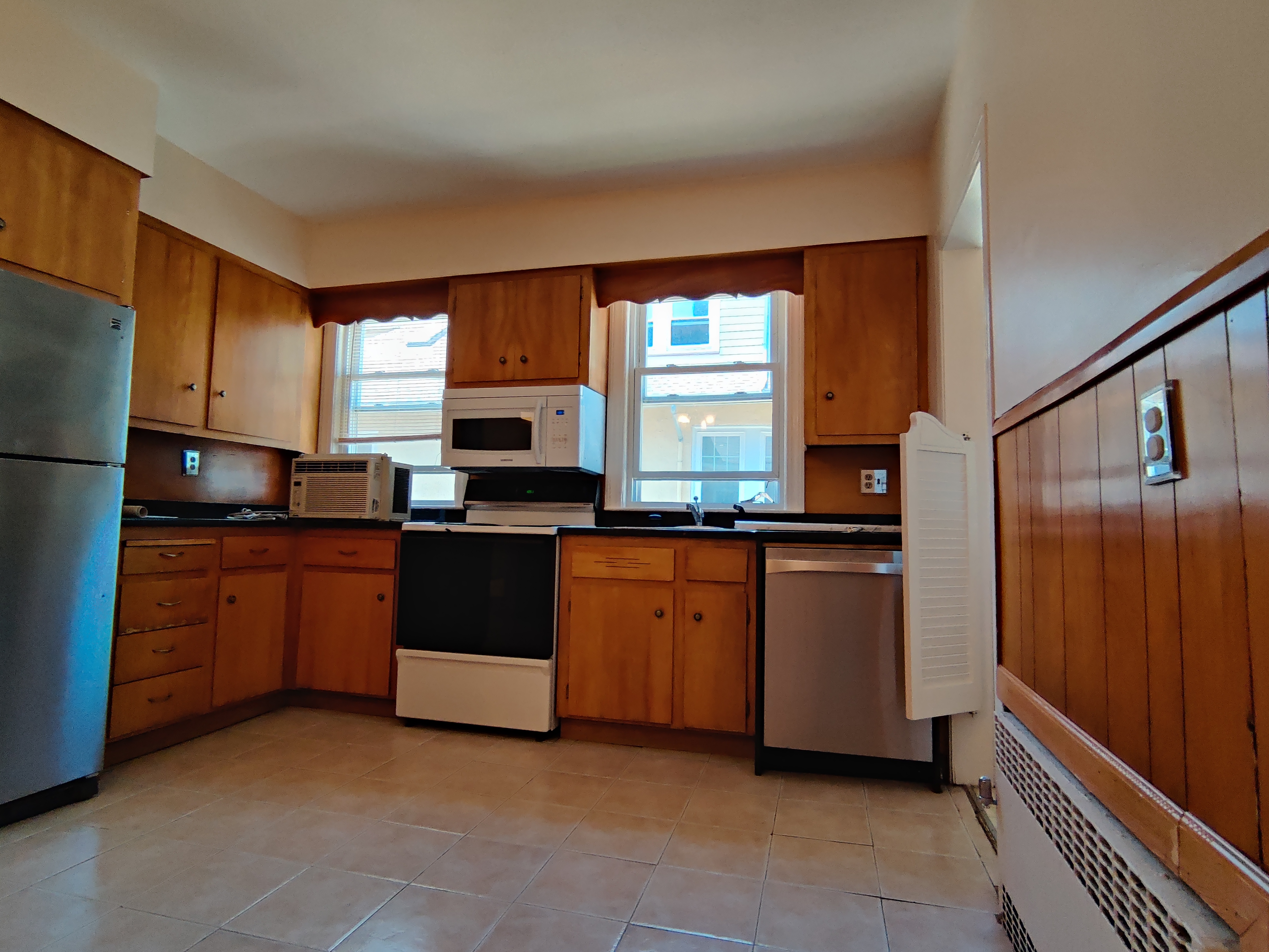 2 bed, 2 bath apartment for rent at 61 Kenwood St Unit 2, Coolidge Corner — photo 14 of 24