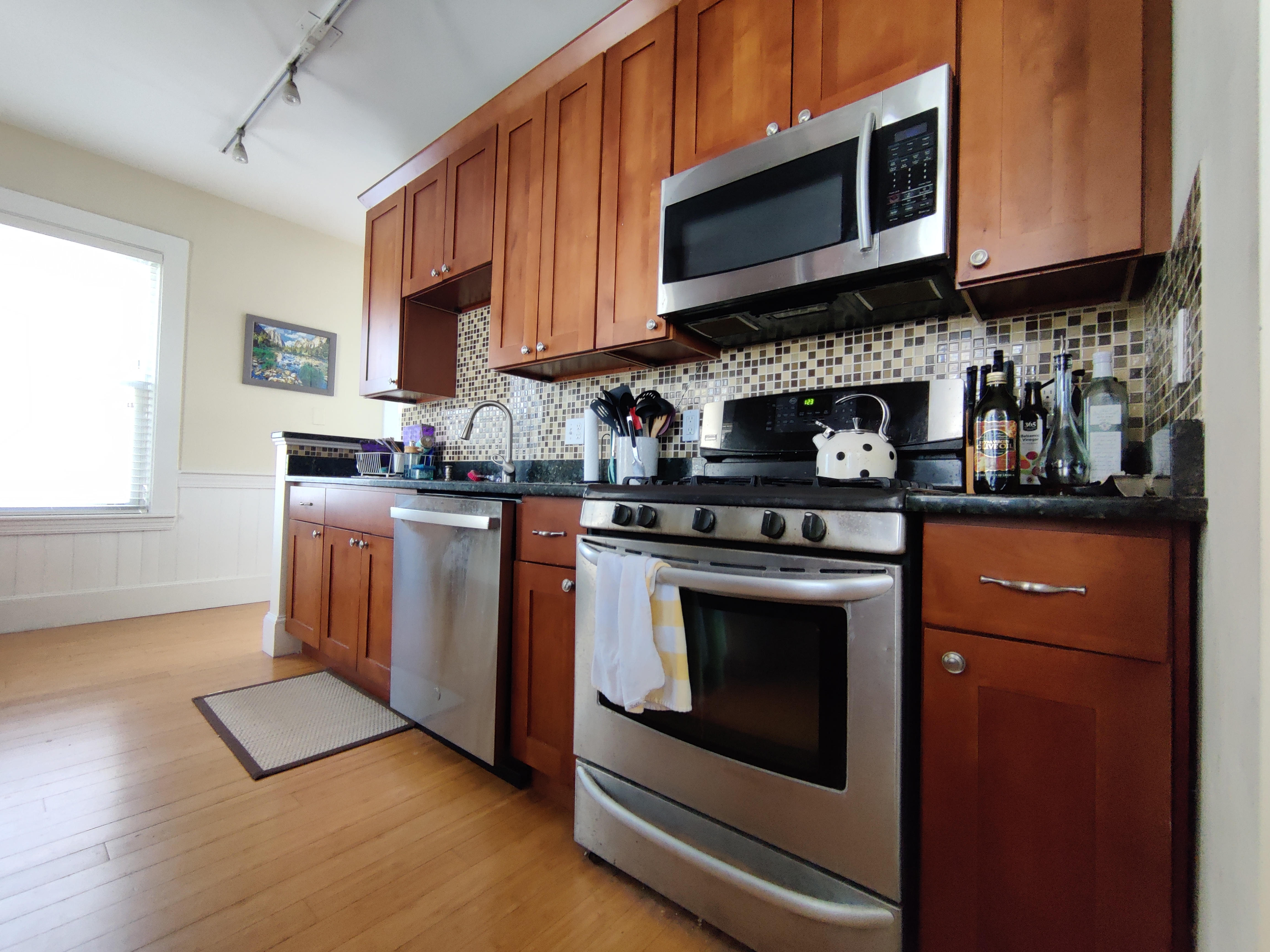 4 bed, 2 bath apartment for rent at 91 Surrey St Unit 2, Brighton — photo 18 of 26