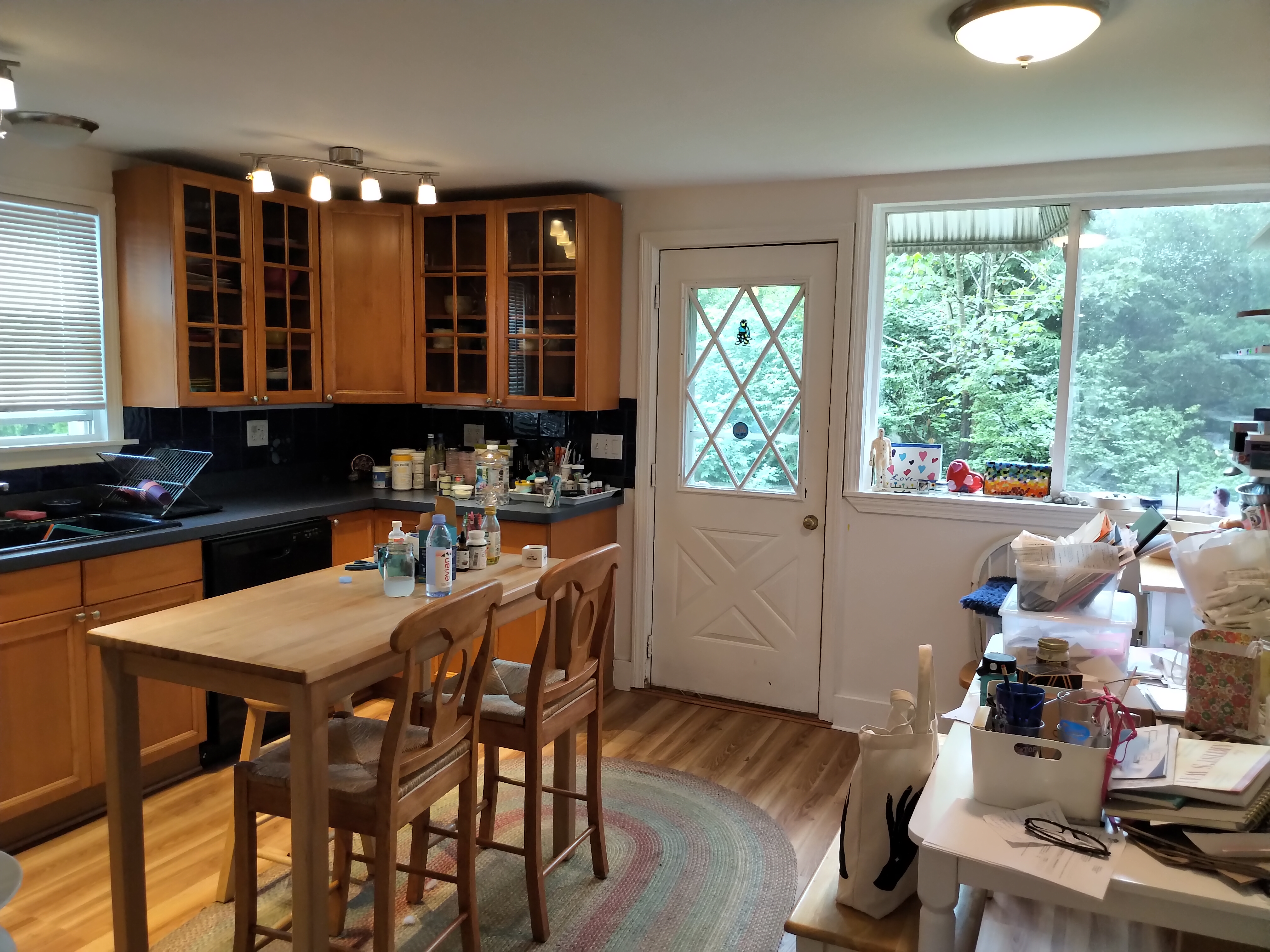 3 bed, 2 bath apartment for rent at 85 Gardner St Unit N/A, Newton — photo 8 of 13