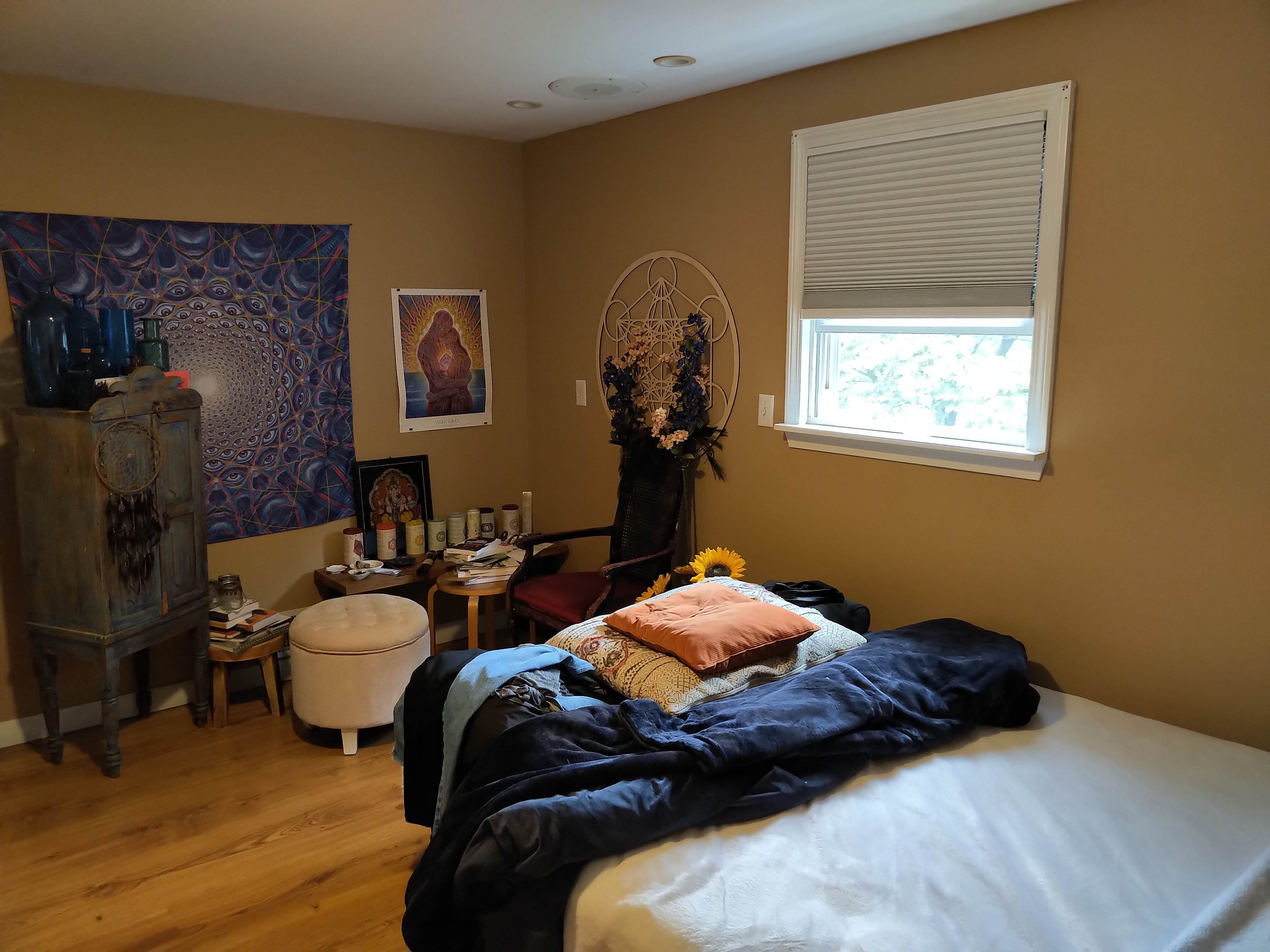 3 bed, 2 bath apartment for rent at 85 Gardner St Unit N/A, Newton — photo 10 of 13