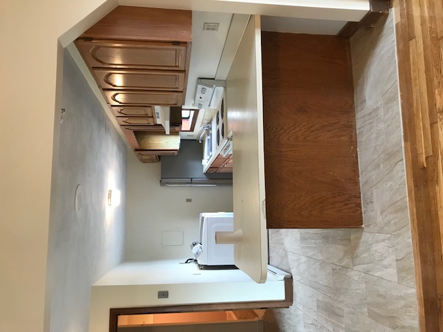 3 bed, 1 bath apartment for rent at 17 Bryant St Unit 2, Salem — photo 3 of 13
