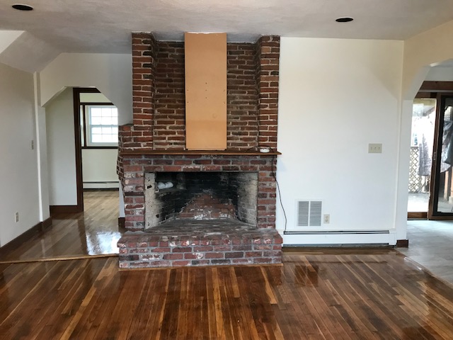 3 bed, 1 bath apartment for rent at 17 Bryant St Unit 2, Salem — photo 5 of 13
