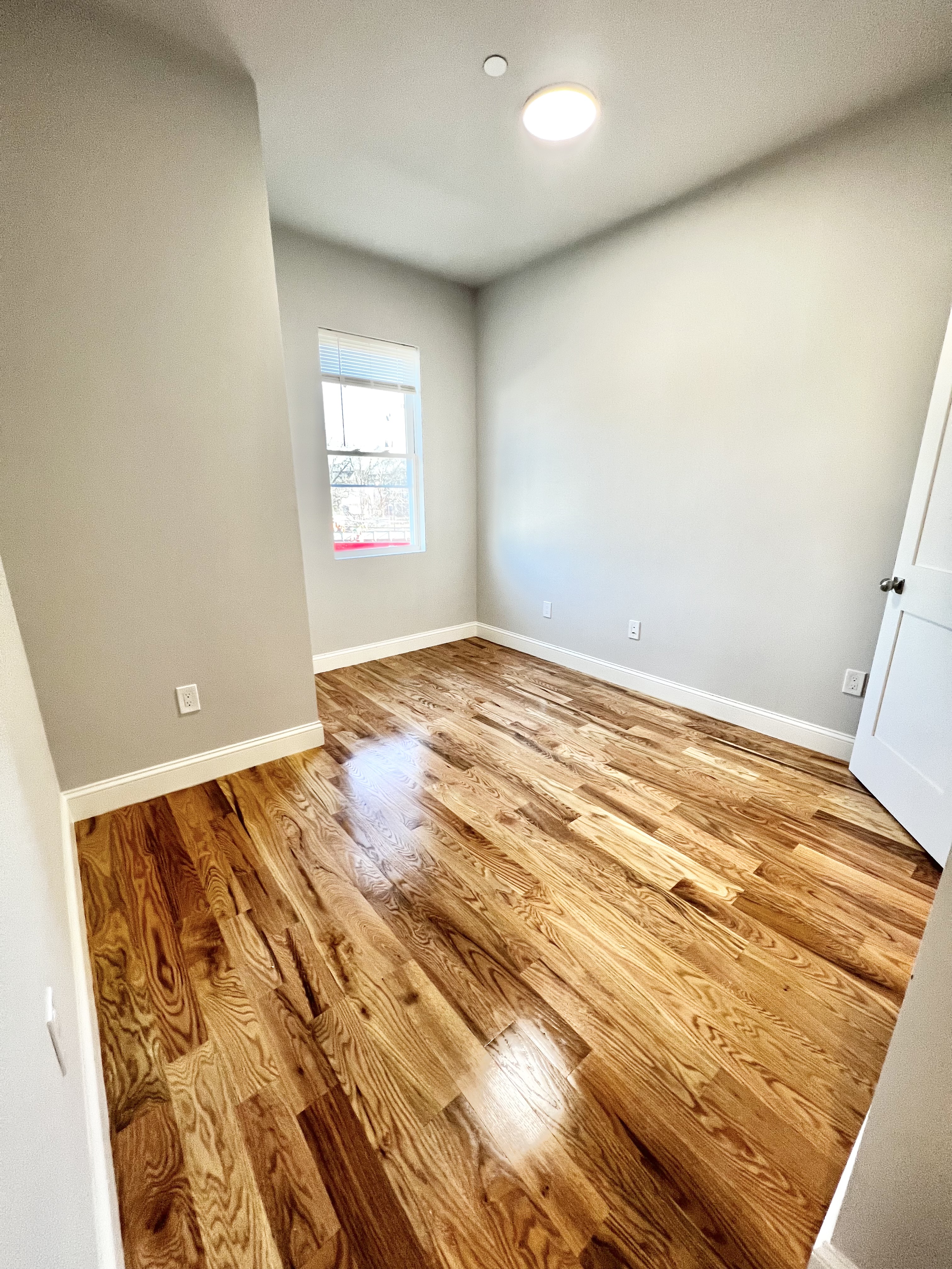 2 bed, 1.5 bath apartment for rent at 151 Crescent St Unit 5, Highlands — photo 11 of 19