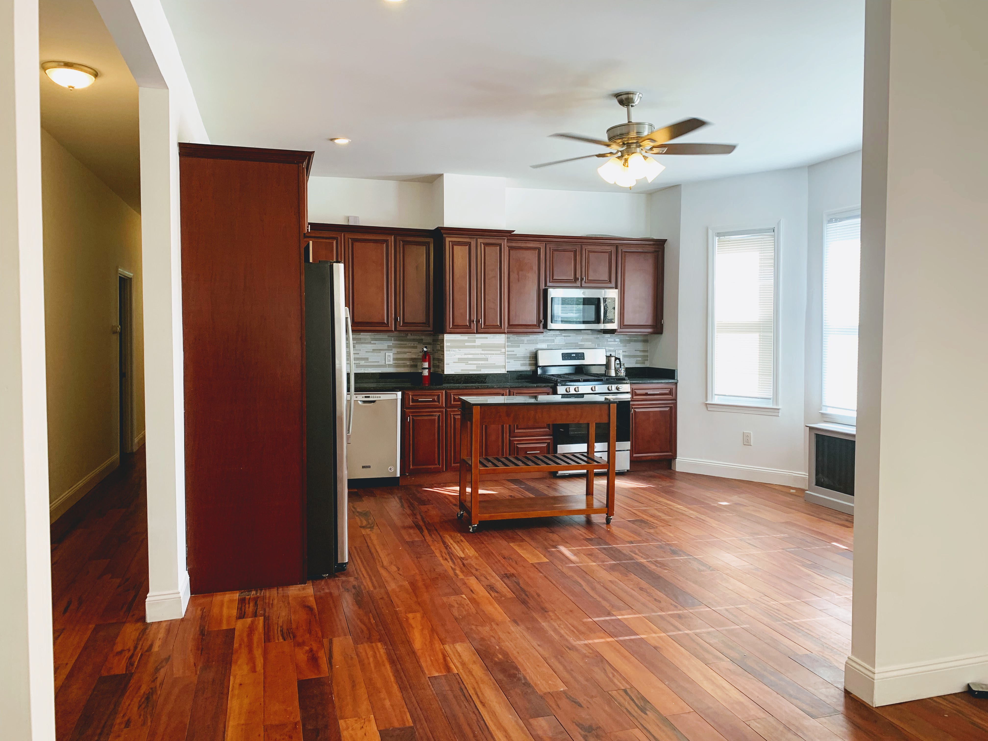 3 bed, 2 bath apartment for rent at 196 Amory St Unit 1, Jamaica Plain — photo 5 of 30