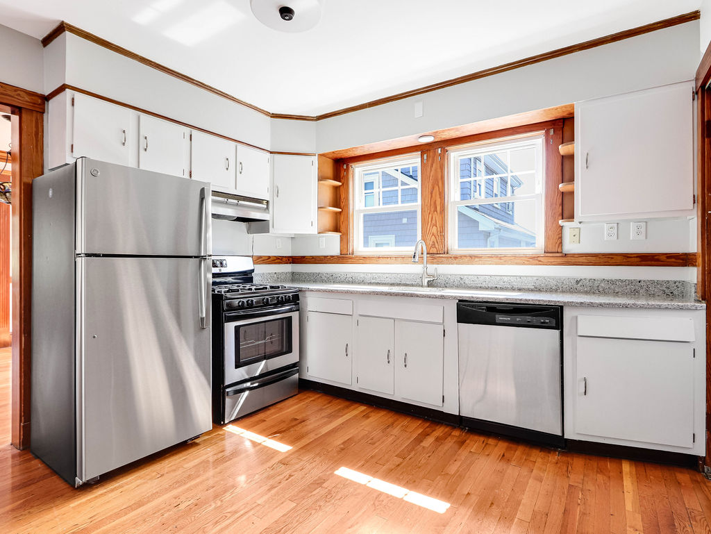 2 bed, 1 bath apartment for rent at 20 Zeller St Unit 20, Roslindale — photo 4 of 40