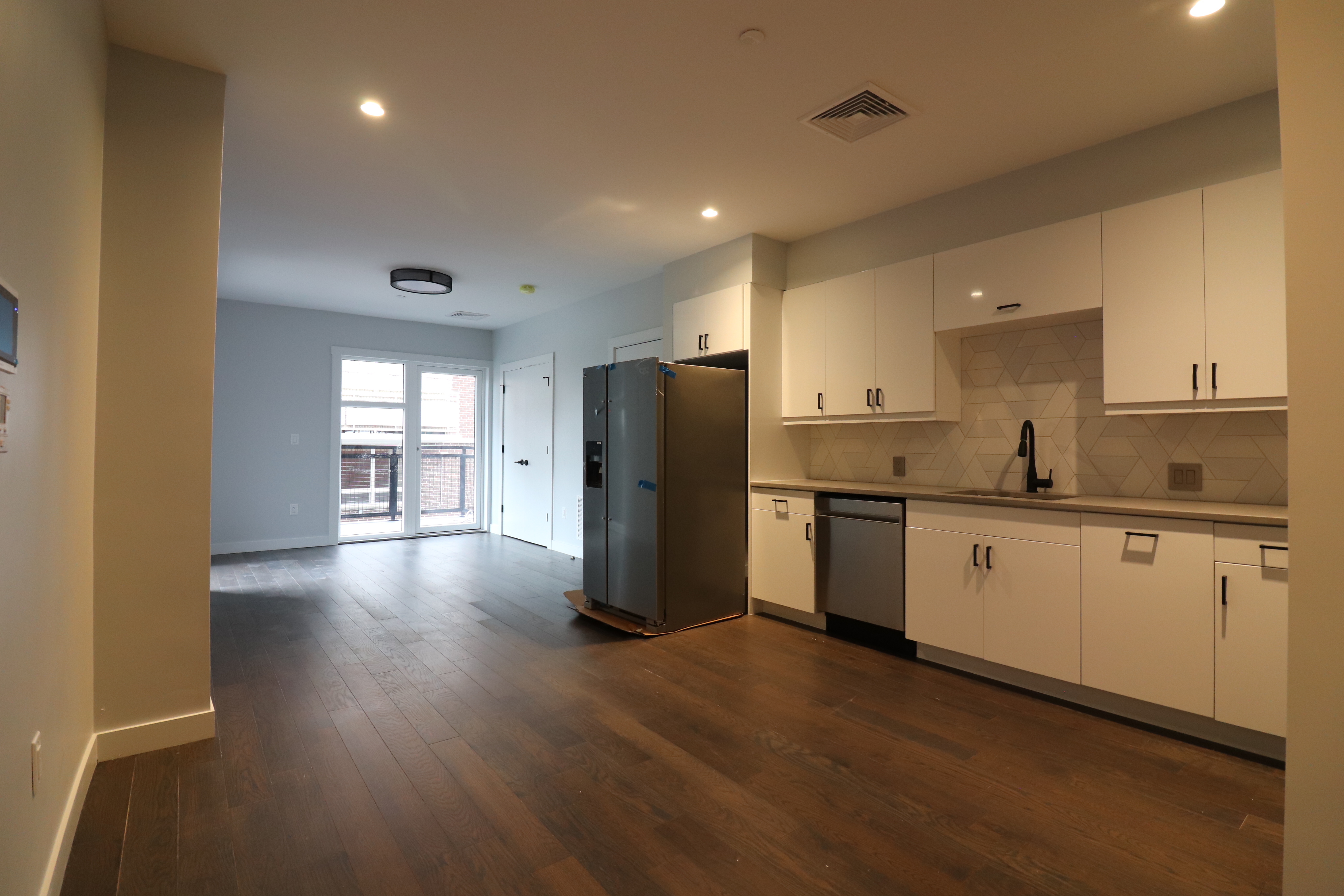 Studio bed, 1 bath apartment for rent at 55 Auburn St Unit 201, Coolidge Corner — photo 1 of 9