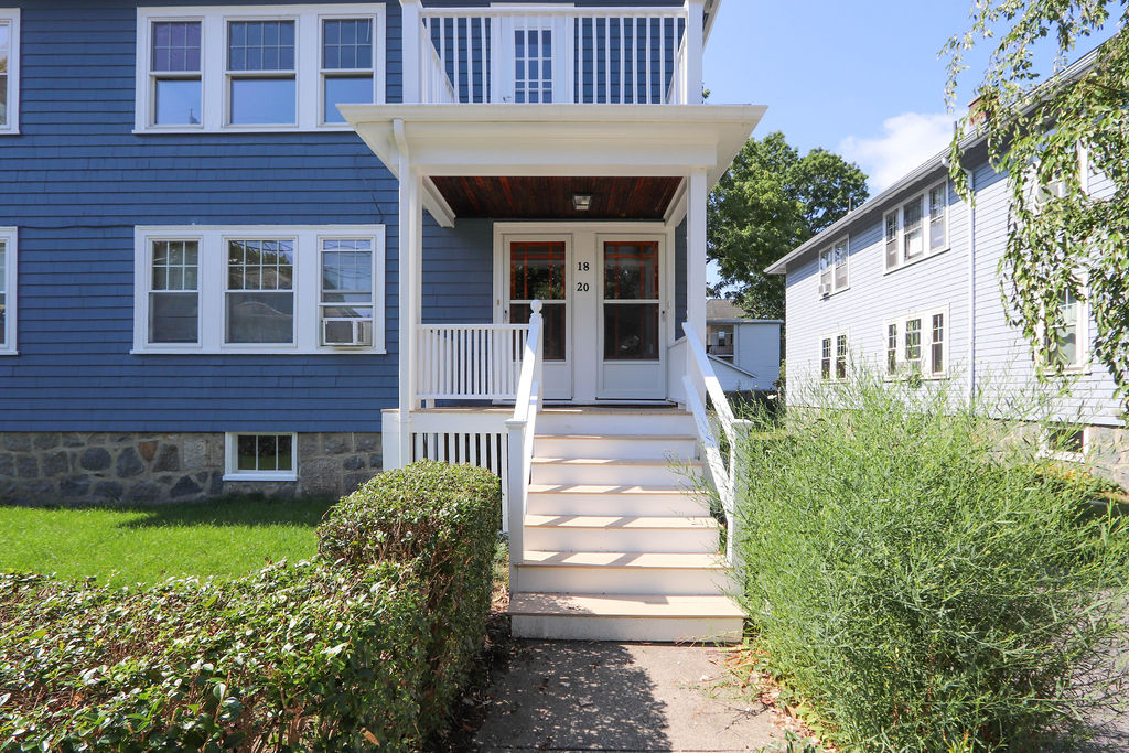 2 bed, 1 bath apartment for rent at 20 Zeller St Unit 20, Roslindale — photo 2 of 40