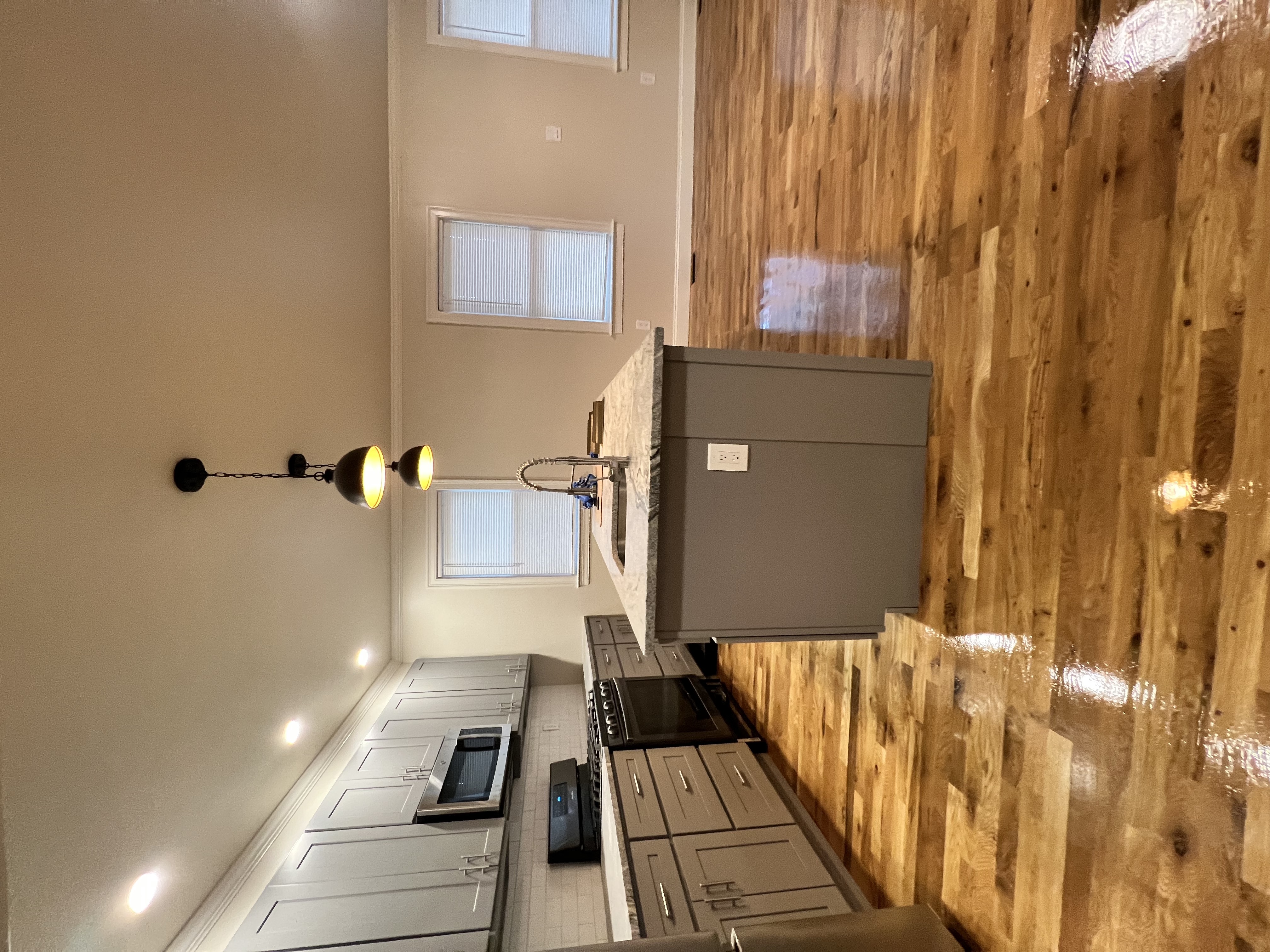 4 bed, 2.5 bath apartment for rent at 62 Golden Ave Unit 1, Medford — photo 6 of 24