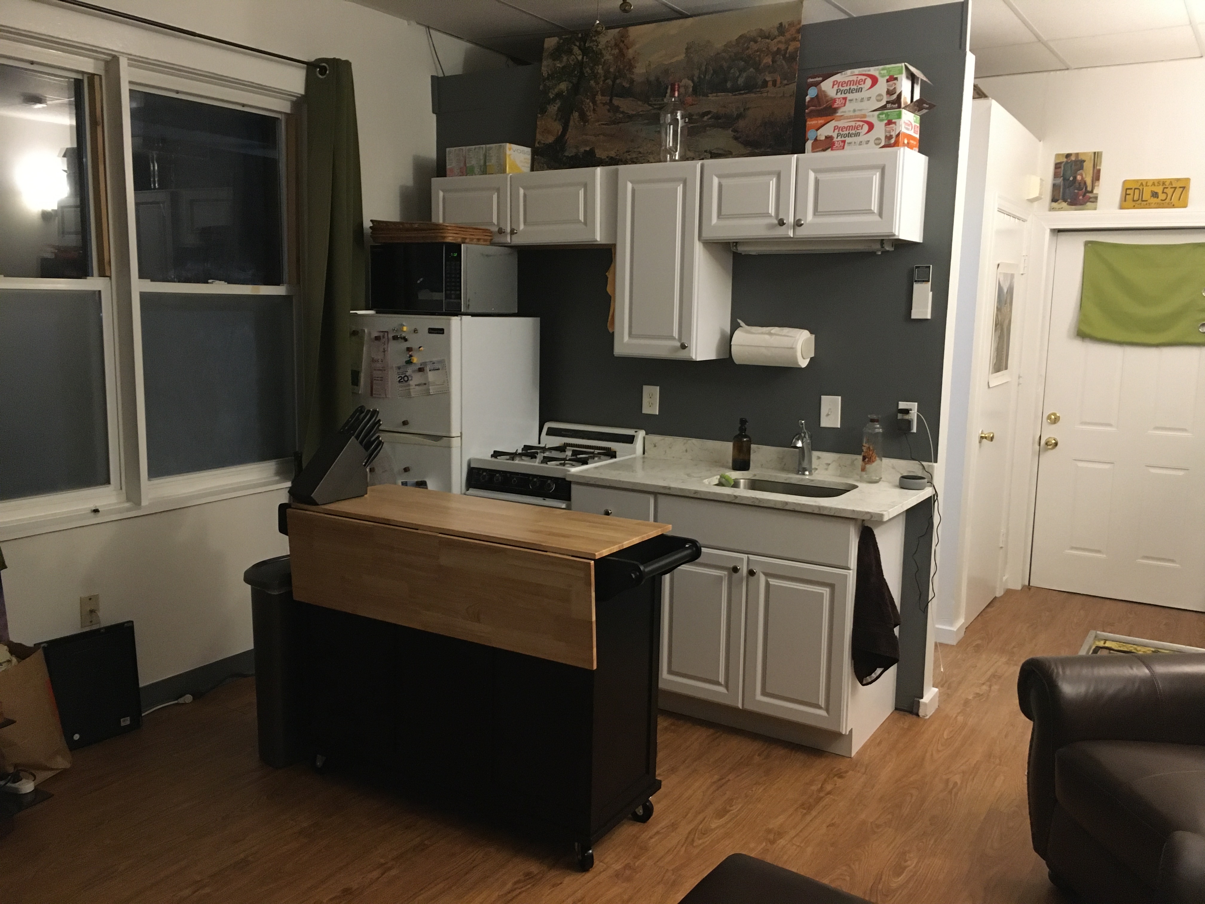 Studio bed, 1 bath apartment for rent at 302 Beacon St Unit A, Porter Square — photo 4 of 15