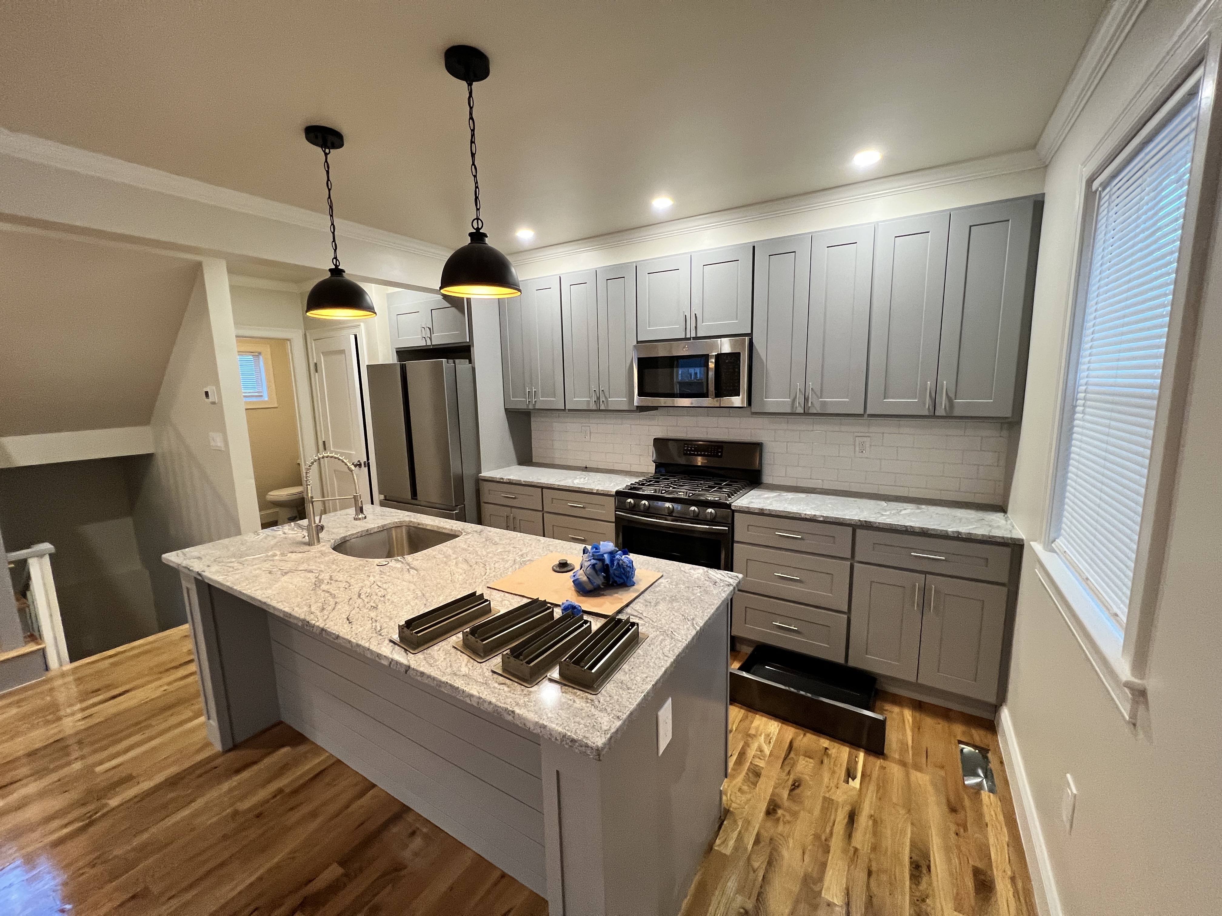 4 bed, 2.5 bath apartment for rent at 62 Golden Ave Unit 1, Medford — photo 2 of 24