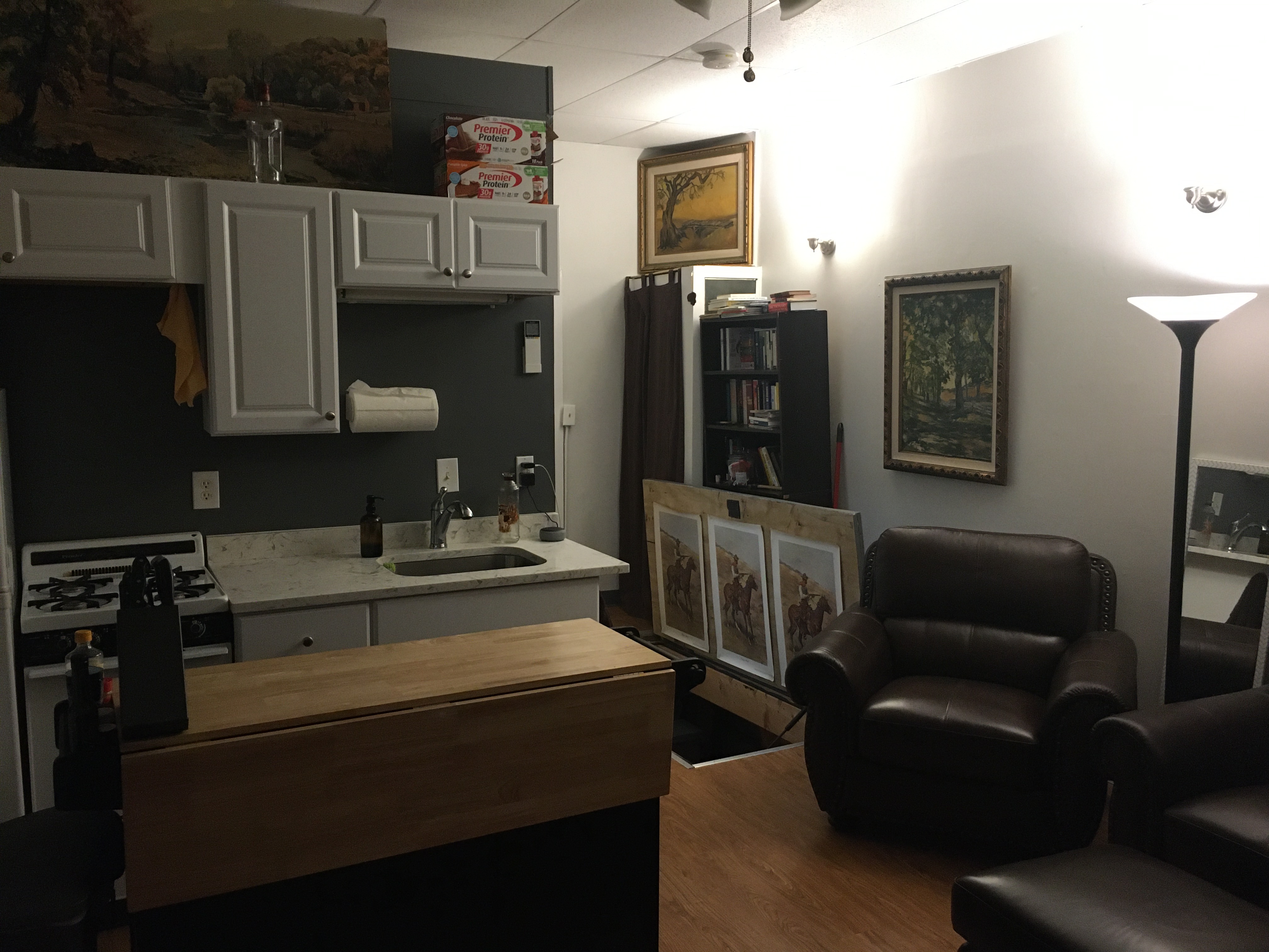 Studio bed, 1 bath apartment for rent at 302 Beacon St Unit A, Porter Square — photo 5 of 15