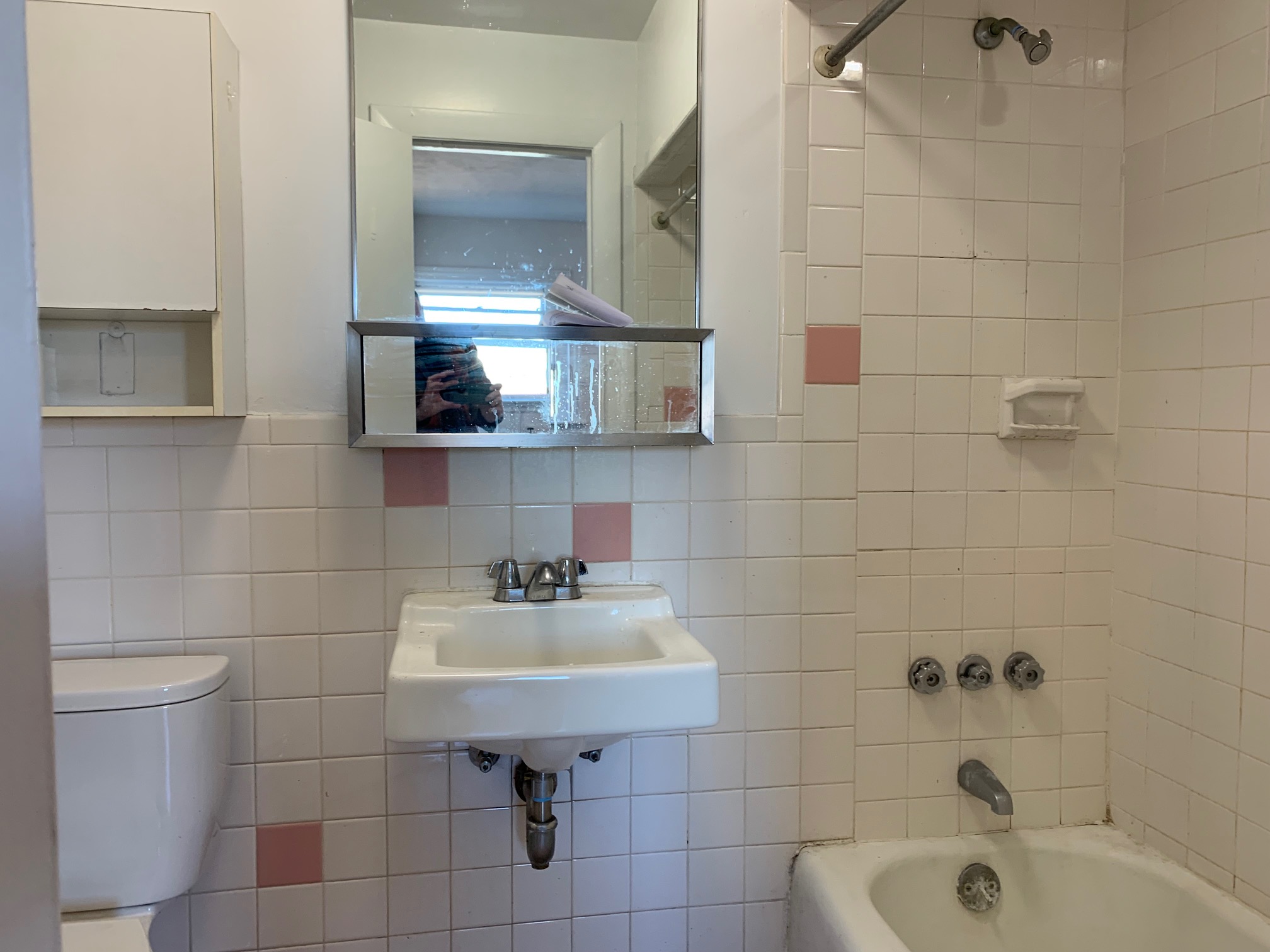 Studio bed, 1 bath apartment for rent at 24 Mount Vernon St Unit 601, Beacon Hill — photo 5 of 5