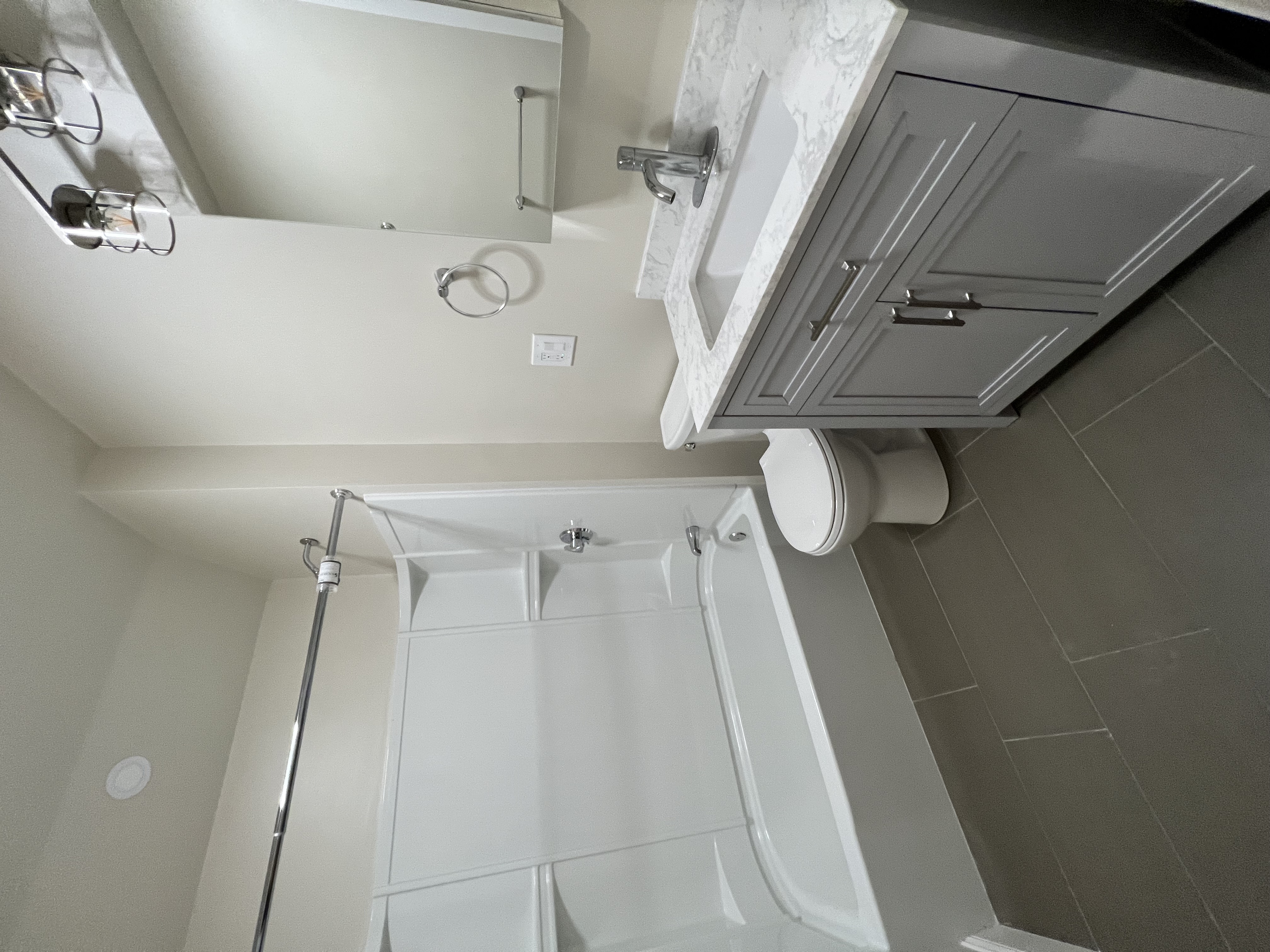 4 bed, 2.5 bath apartment for rent at 62 Golden Ave Unit 1, Medford — photo 7 of 24