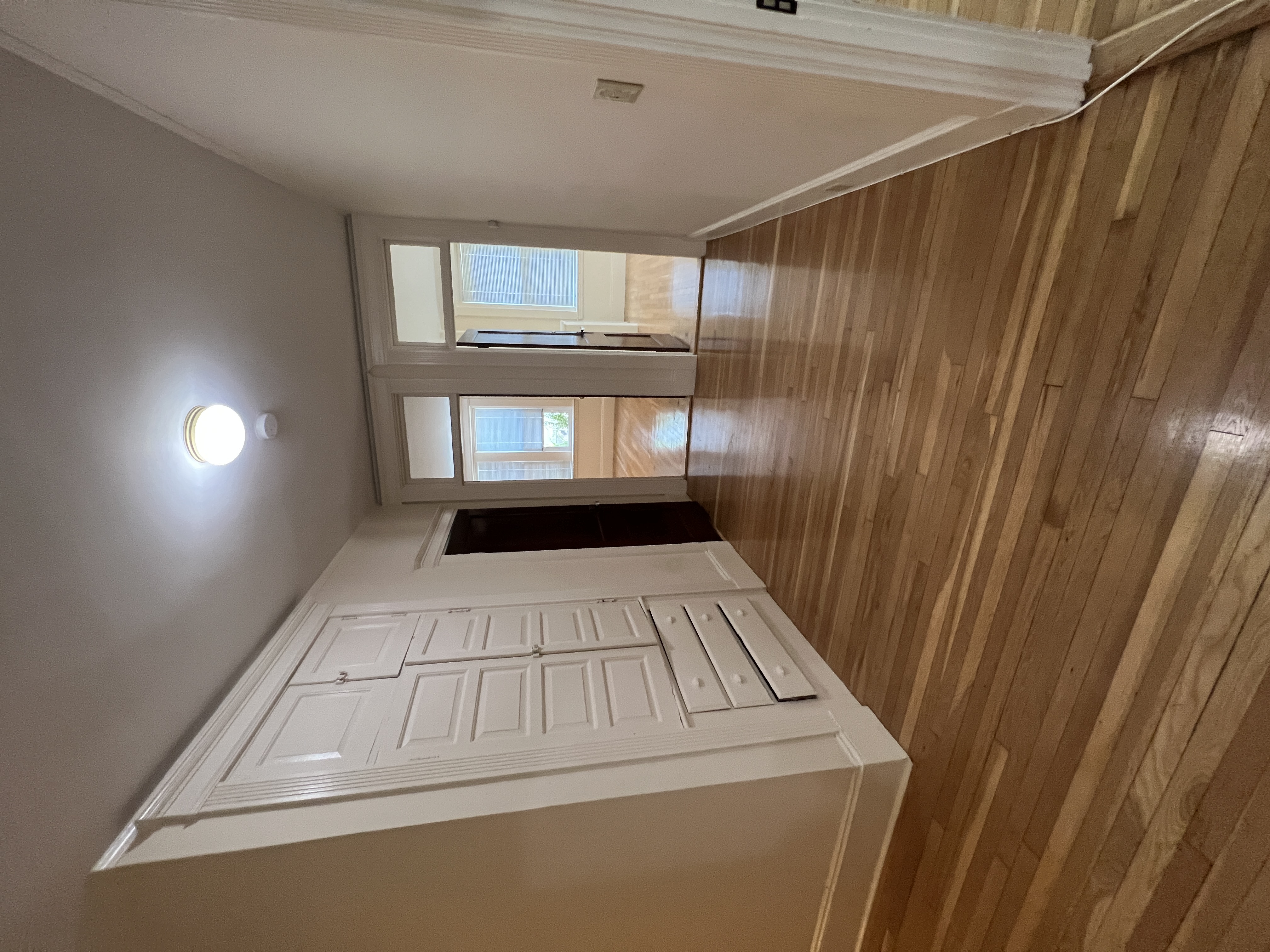 3 bed, 2 bath apartment for rent at 75 Longwood Ave Unit 1R, Longwood — photo 8 of 16
