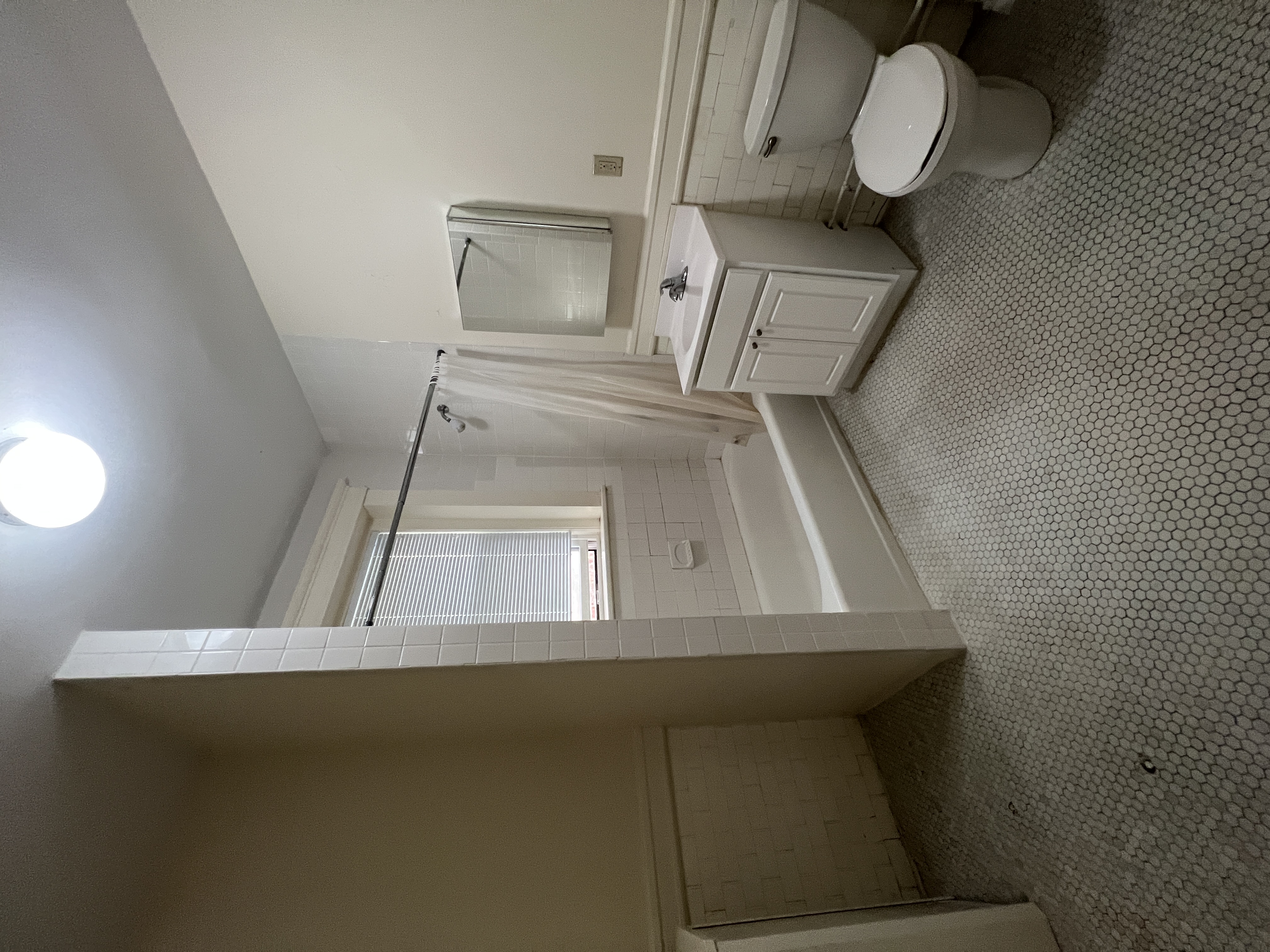 3 bed, 2 bath apartment for rent at 75 Longwood Ave Unit 1R, Longwood — photo 14 of 16