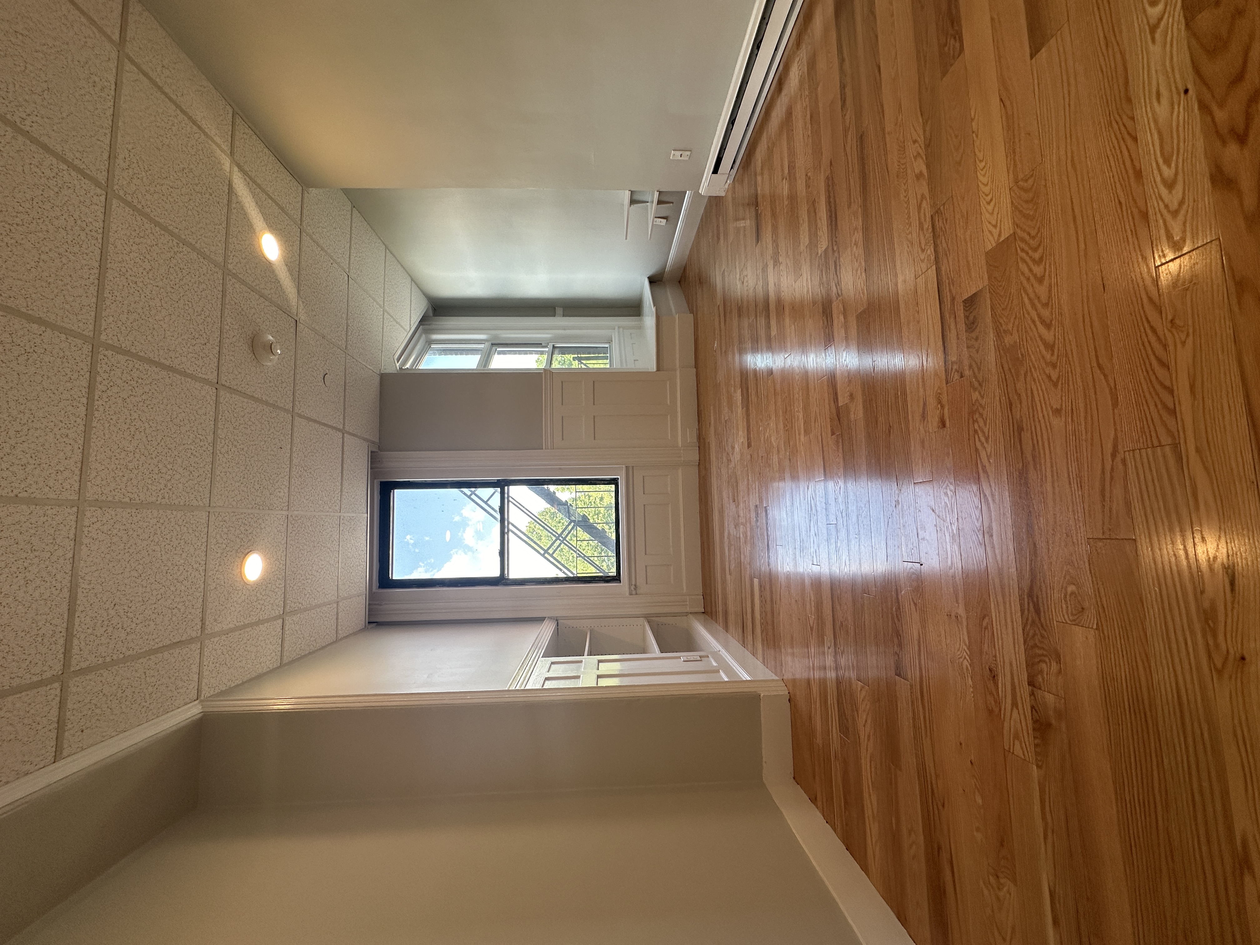 1 bed, 1 bath apartment for rent at 506 Beacon St Unit 7, Back Bay — photo 3 of 16