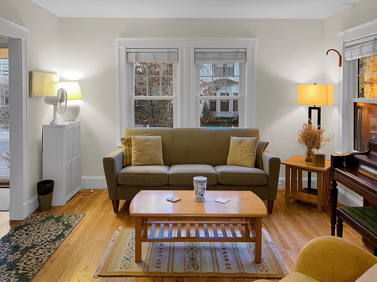 2 bed, 1 bath apartment for rent at 22 Teel St Unit 22, Arlington — photo 1 of 13