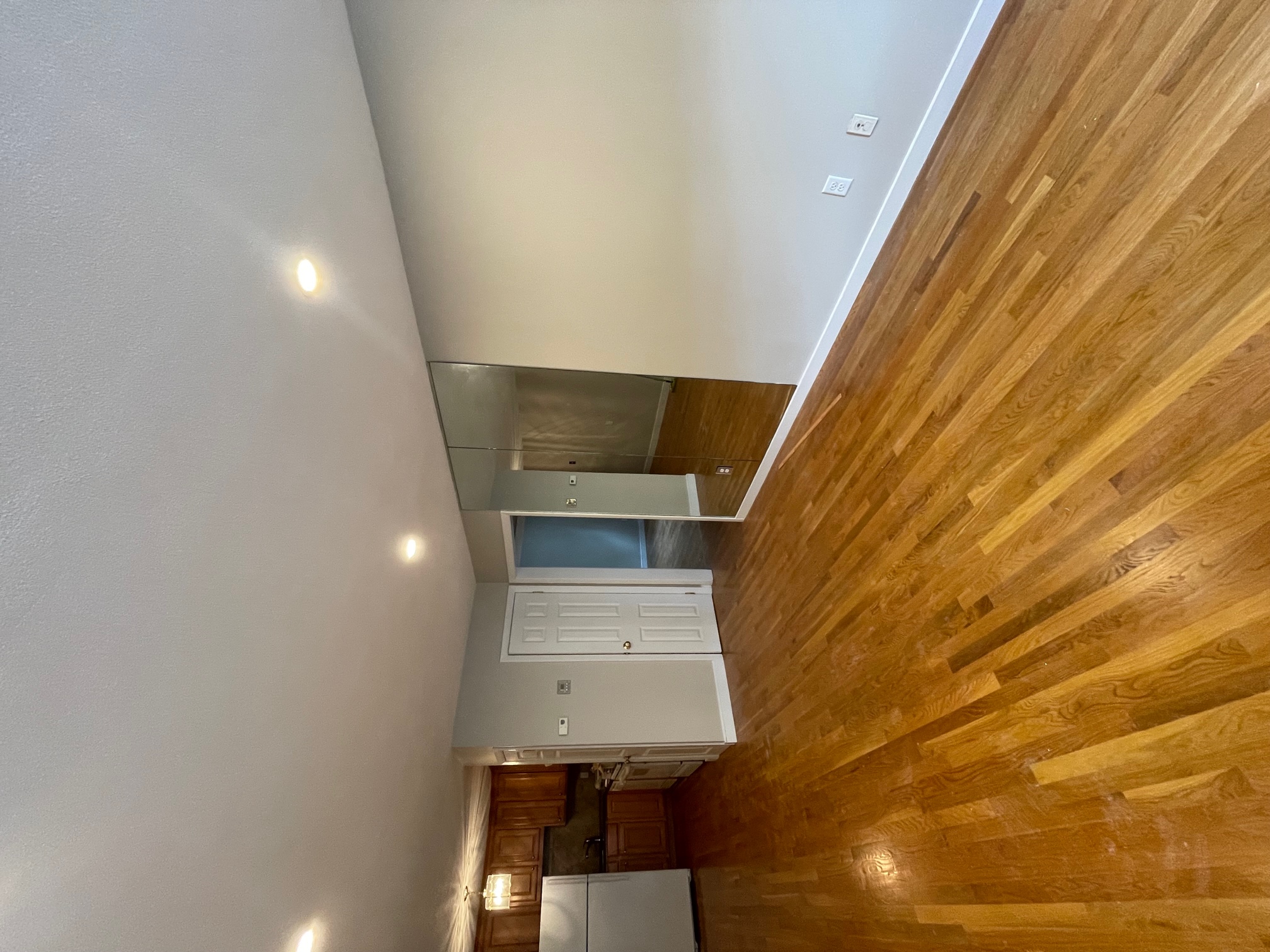 2 bed, 1 bath apartment for rent at 11 Cogswell Ave Unit 6, Porter Square — photo 4 of 11