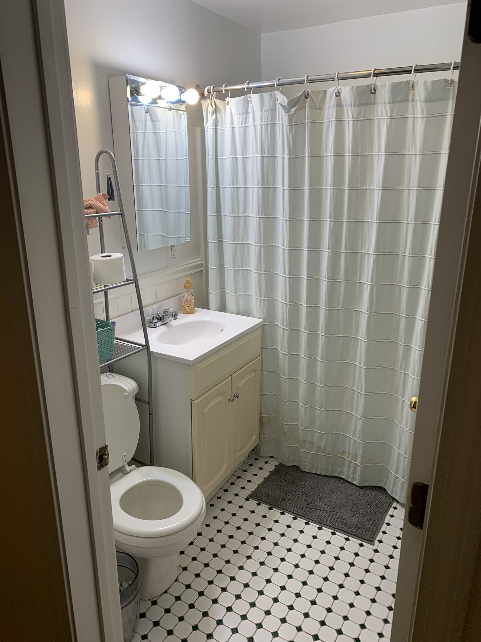 322 Saint Paul St, North Brookline