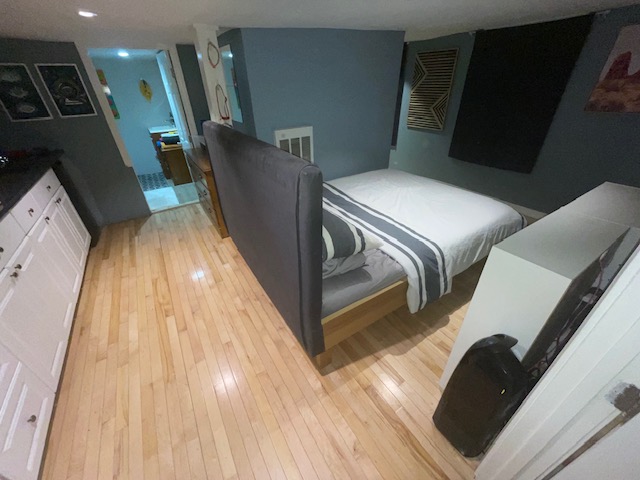 5 bed, 2.5 bath apartment for rent at 396 Charles St Unit 1, Malden — photo 23 of 31