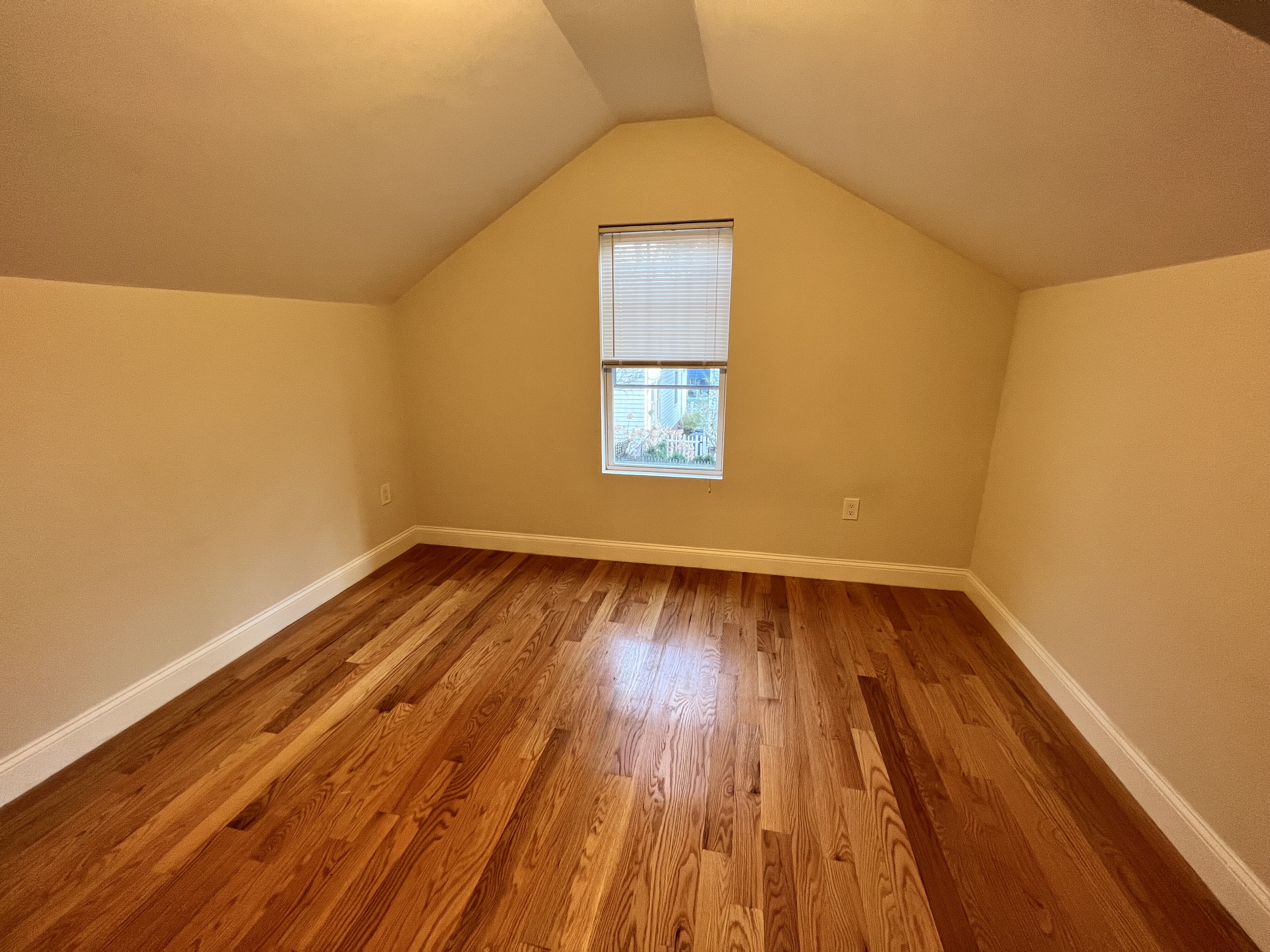 3 bed, 1 bath apartment for rent at 240 Prospect St Unit 2, Inman Square — photo 4 of 8