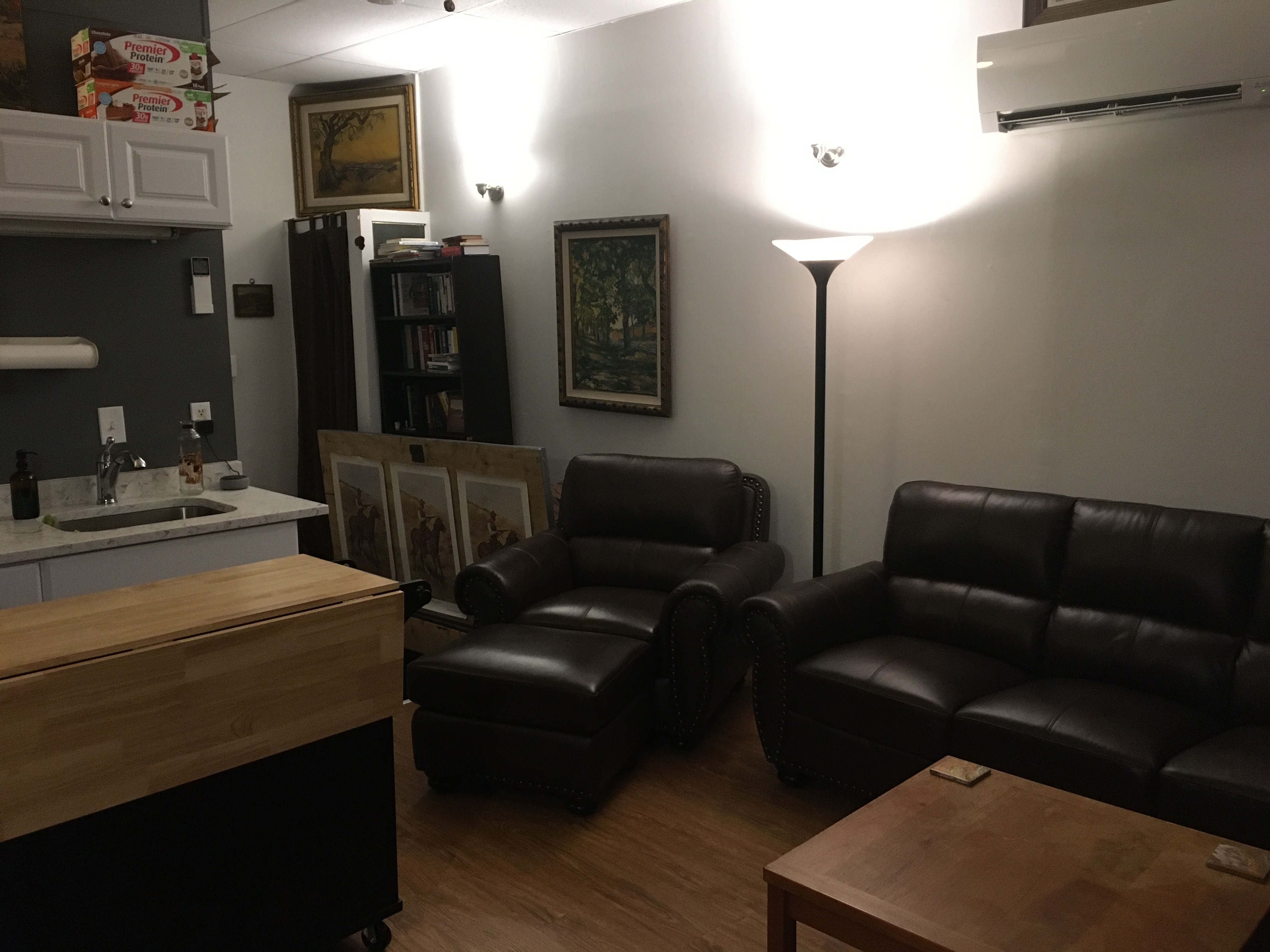 Studio bed, 1 bath apartment for rent at 302 Beacon St Unit A, Porter Square — photo 6 of 15