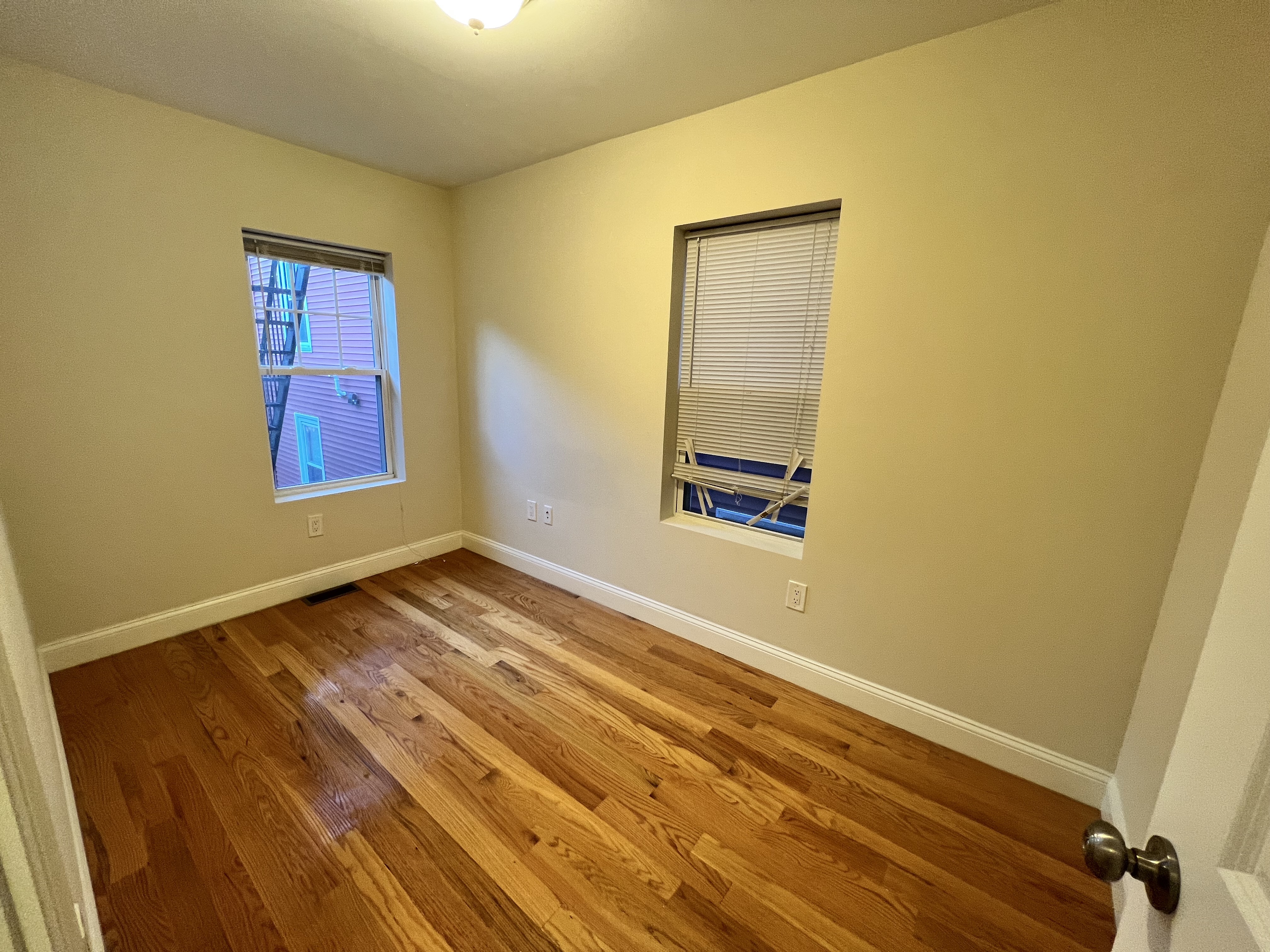 3 bed, 1 bath apartment for rent at 240 Prospect St Unit 2, Inman Square — photo 6 of 8