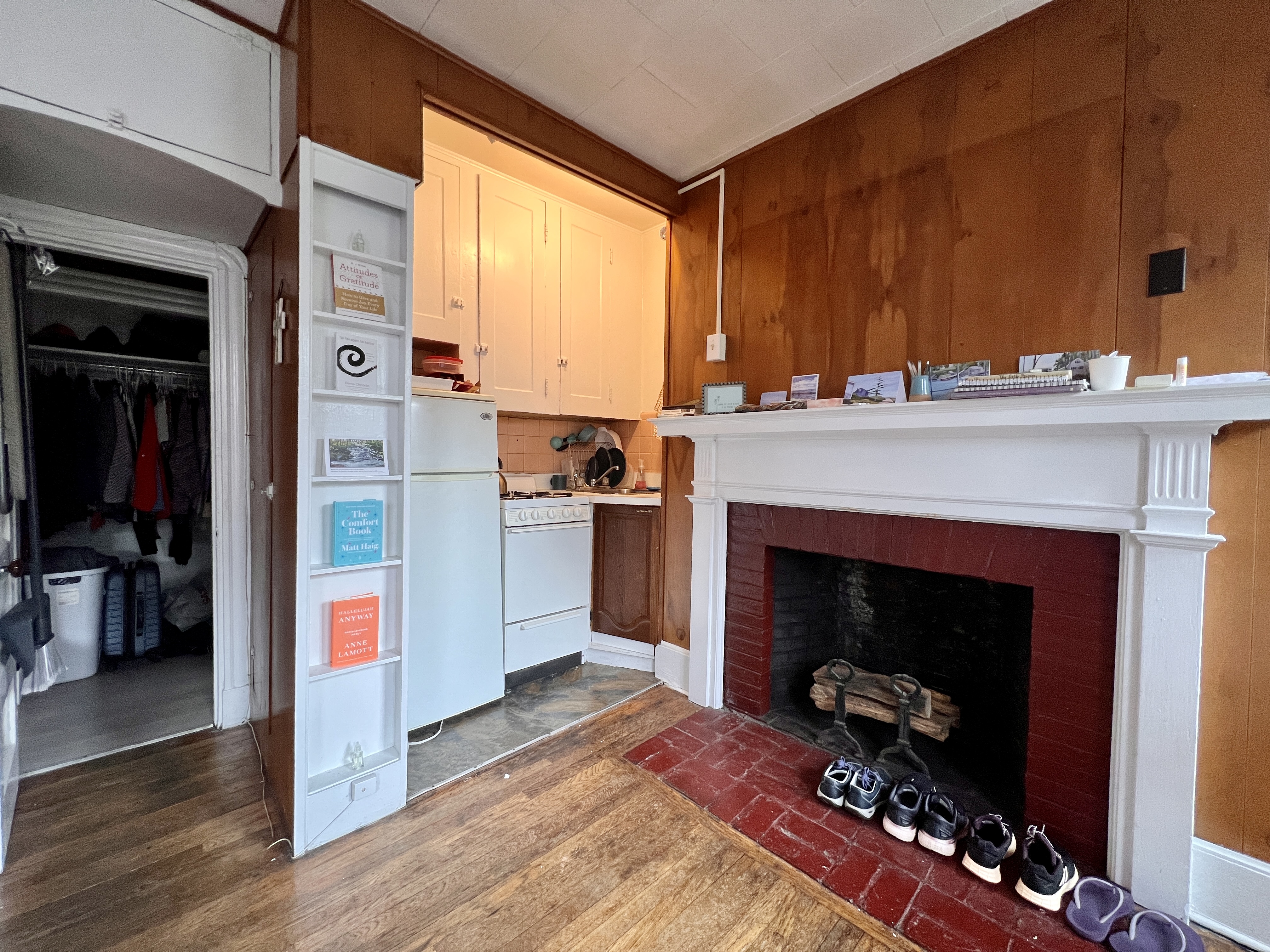 Studio bed, 1 bath apartment for rent at 85 Phillips St Unit 7, Beacon Hill — photo 4 of 6