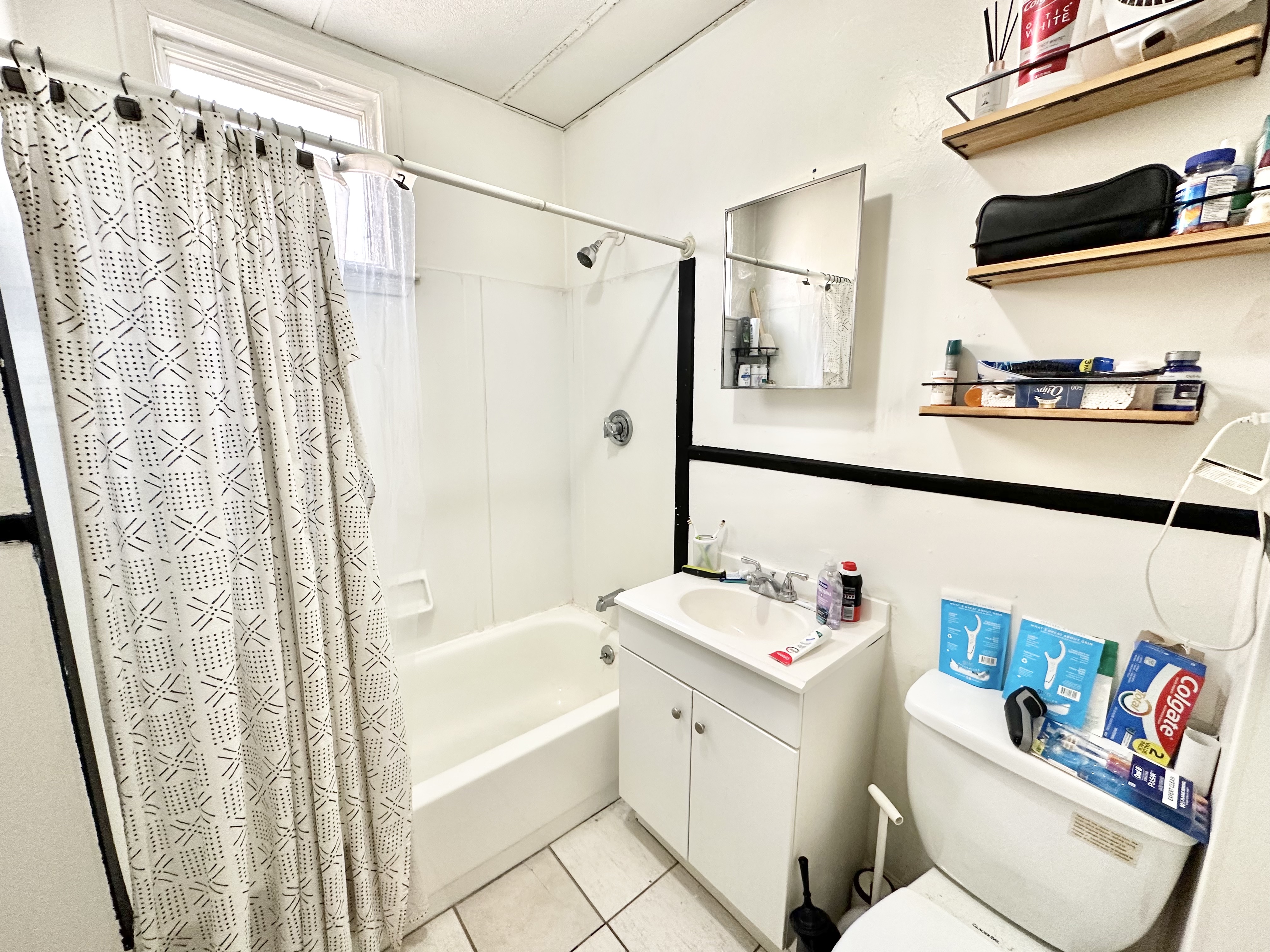 2 bed, 1 bath apartment for rent at 16 Webster Ave Unit 2, East Somerville — photo 8 of 9